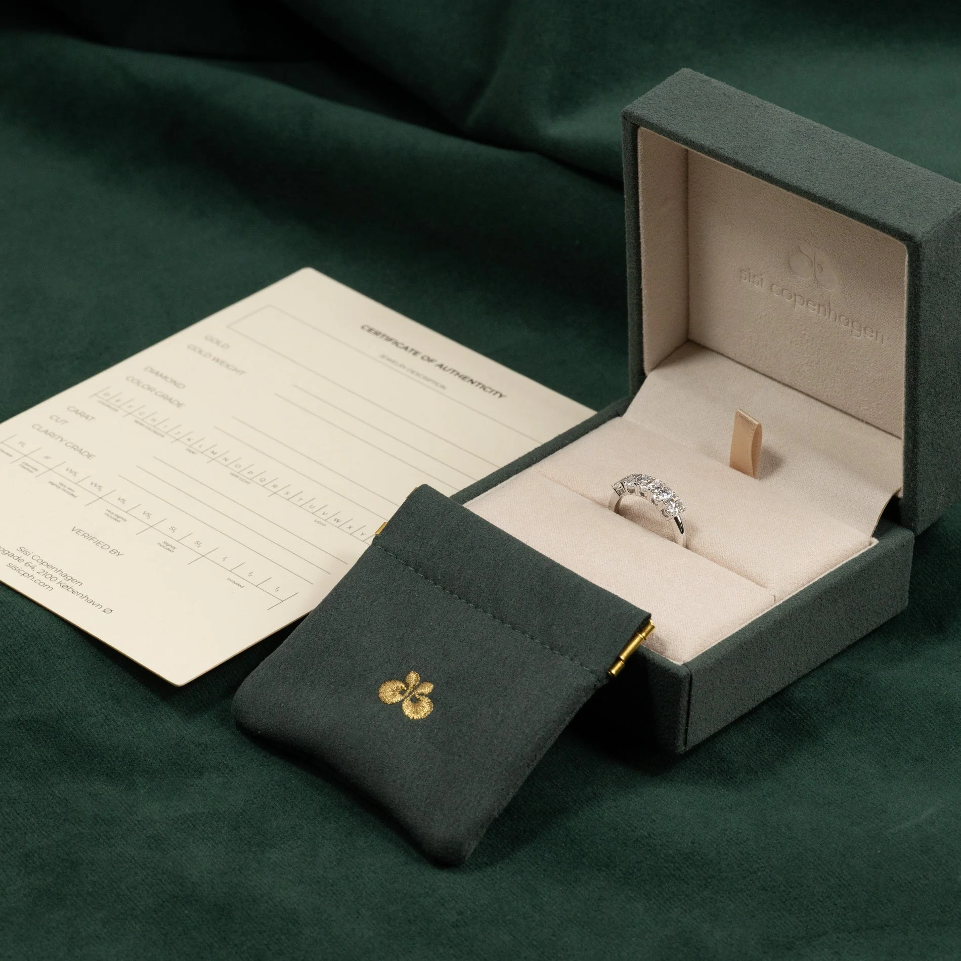 FIVE STONE OVAL-CUT LAB-DIAMOND RING - 1.5ct - WG - Image 5