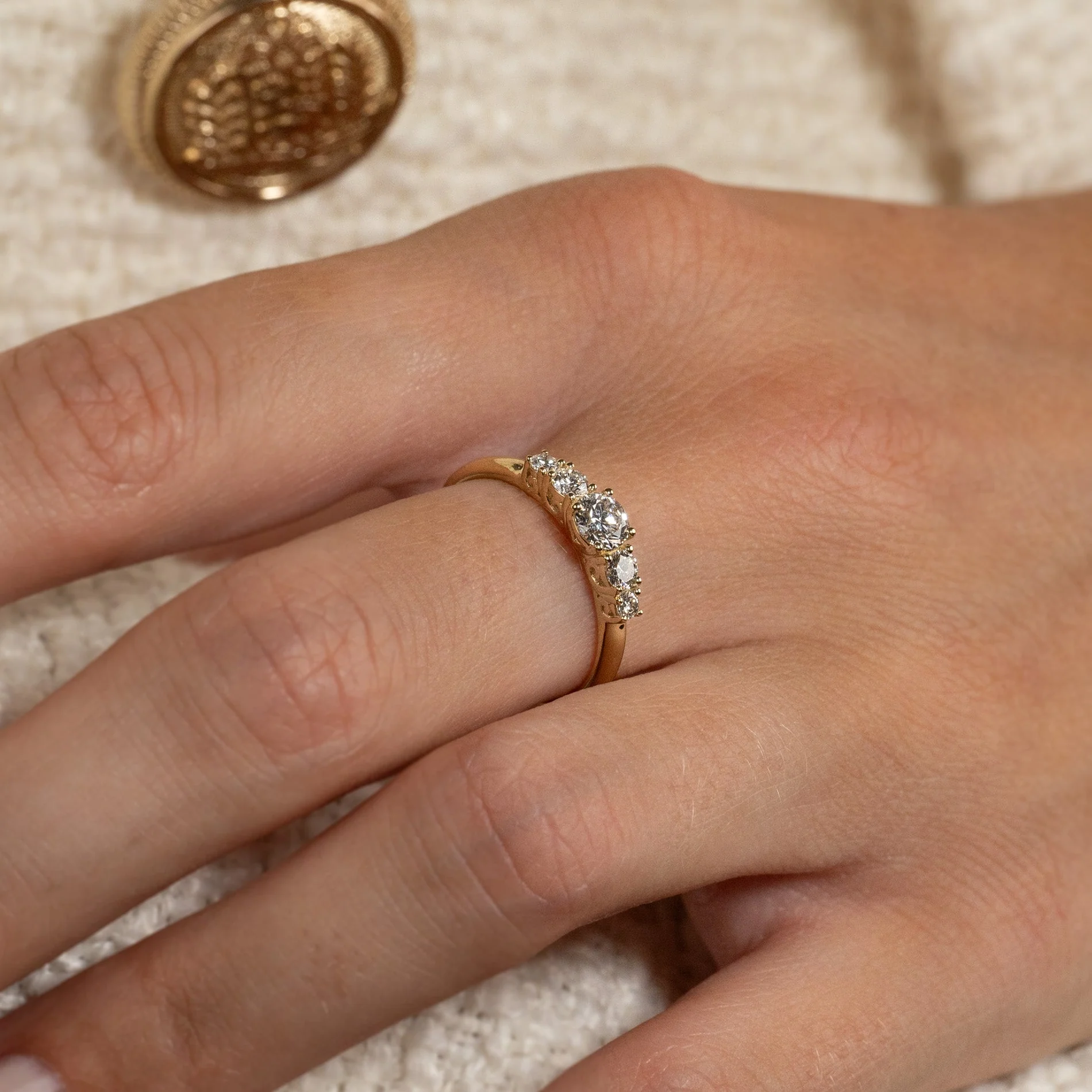 FIVE-STONE TRELLIS LAB-DIAMOND RING - 0.5ct - YG - Image 5