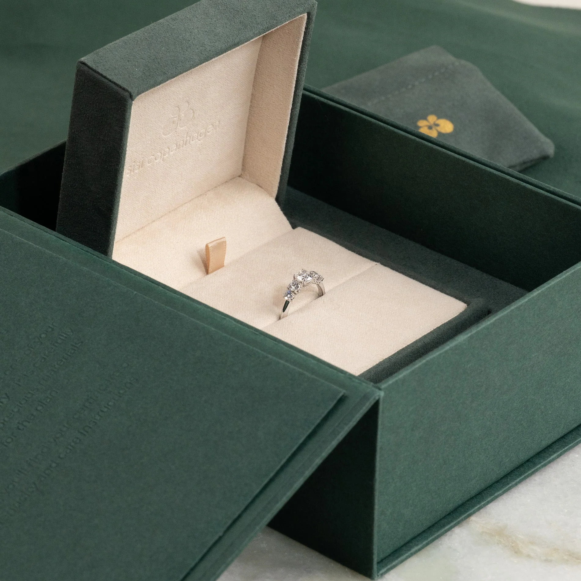 FIVE-STONE TRELLIS LAB-DIAMOND RING - 1.0ct - WG - Image 10