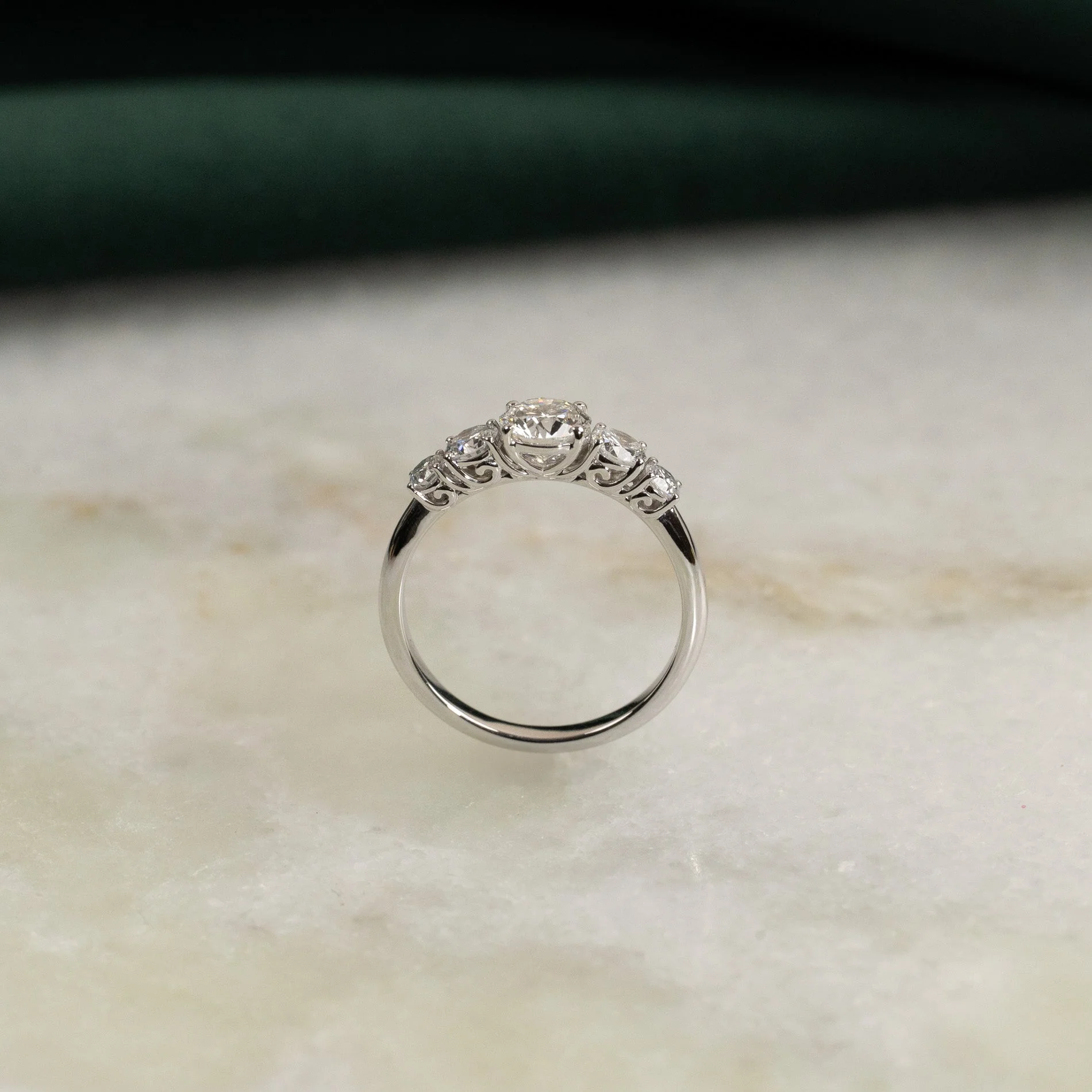 FIVE-STONE TRELLIS LAB-DIAMOND RING - 1.0ct - WG - Image 4