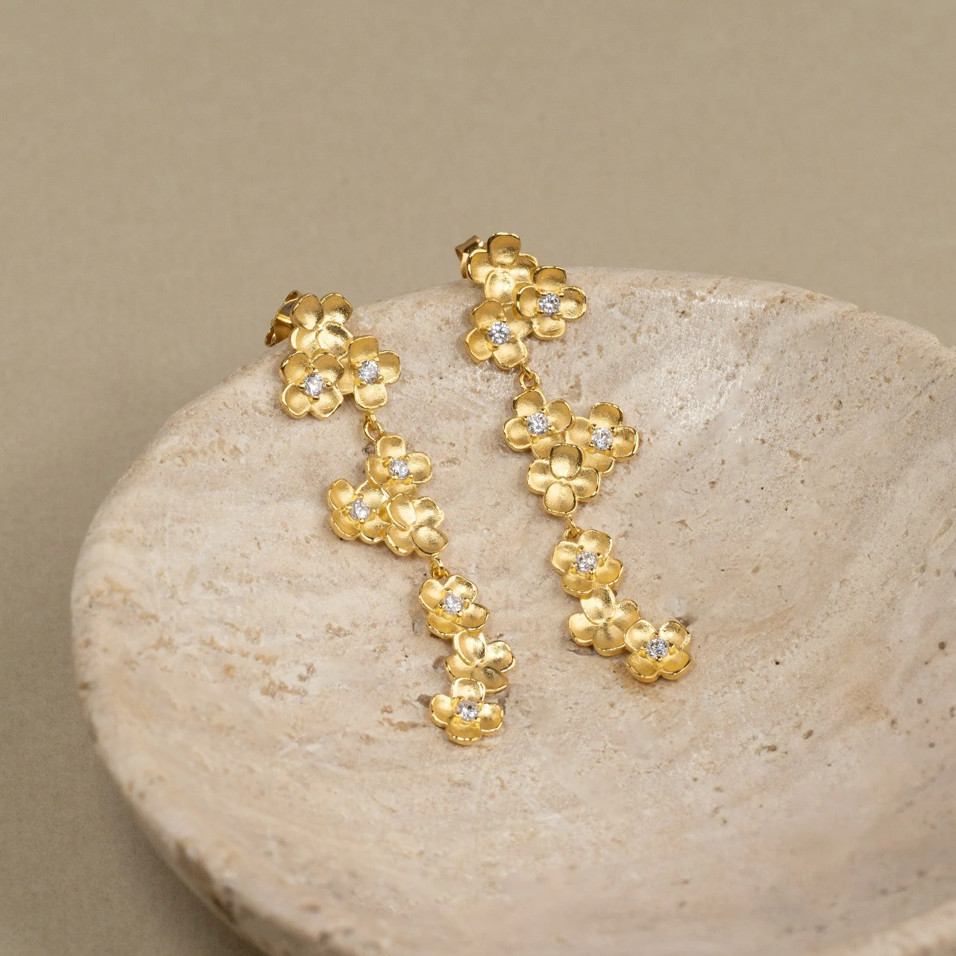 FLORA CRYSTAL GOLDEN EARRING