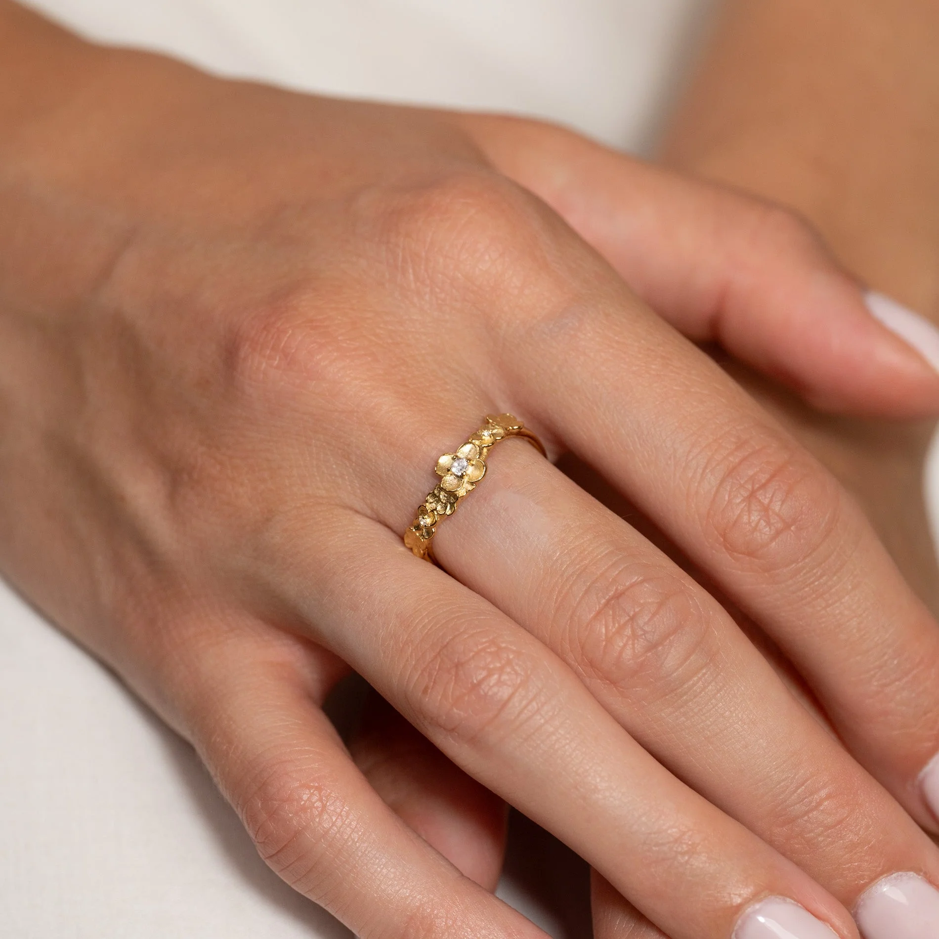 FLORA CRYSTAL GOLDEN RING - Image 6