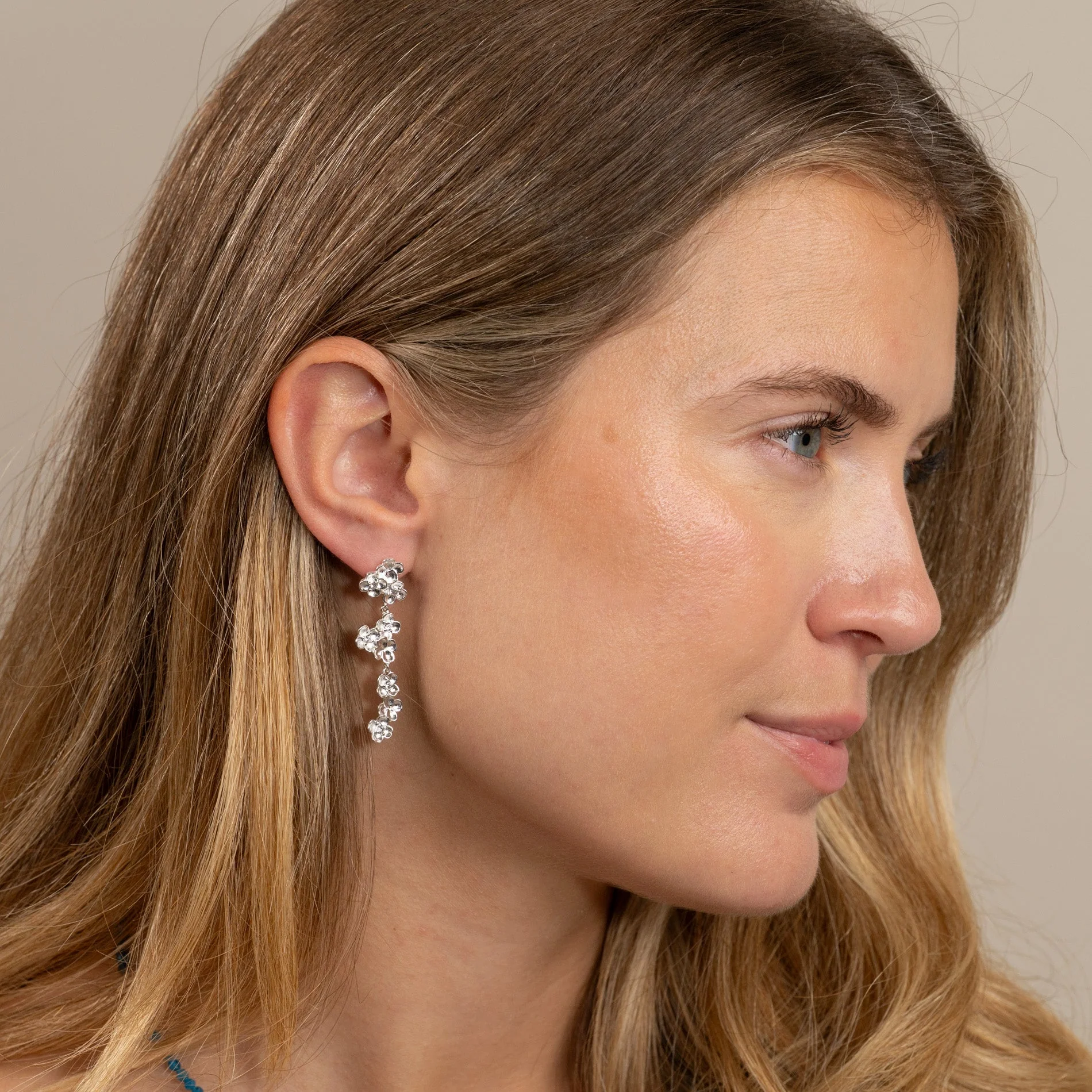 FLORA CRYSTAL SILVER EARRING - Image 6