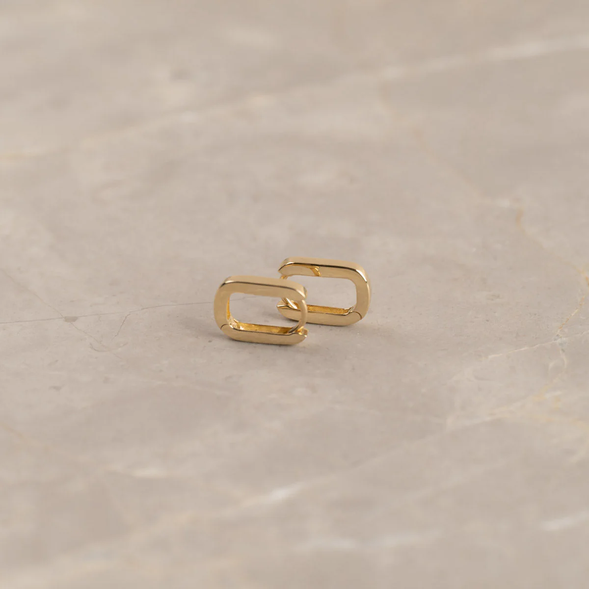 FRANCIE SOLID GOLD EARRING - Image 4