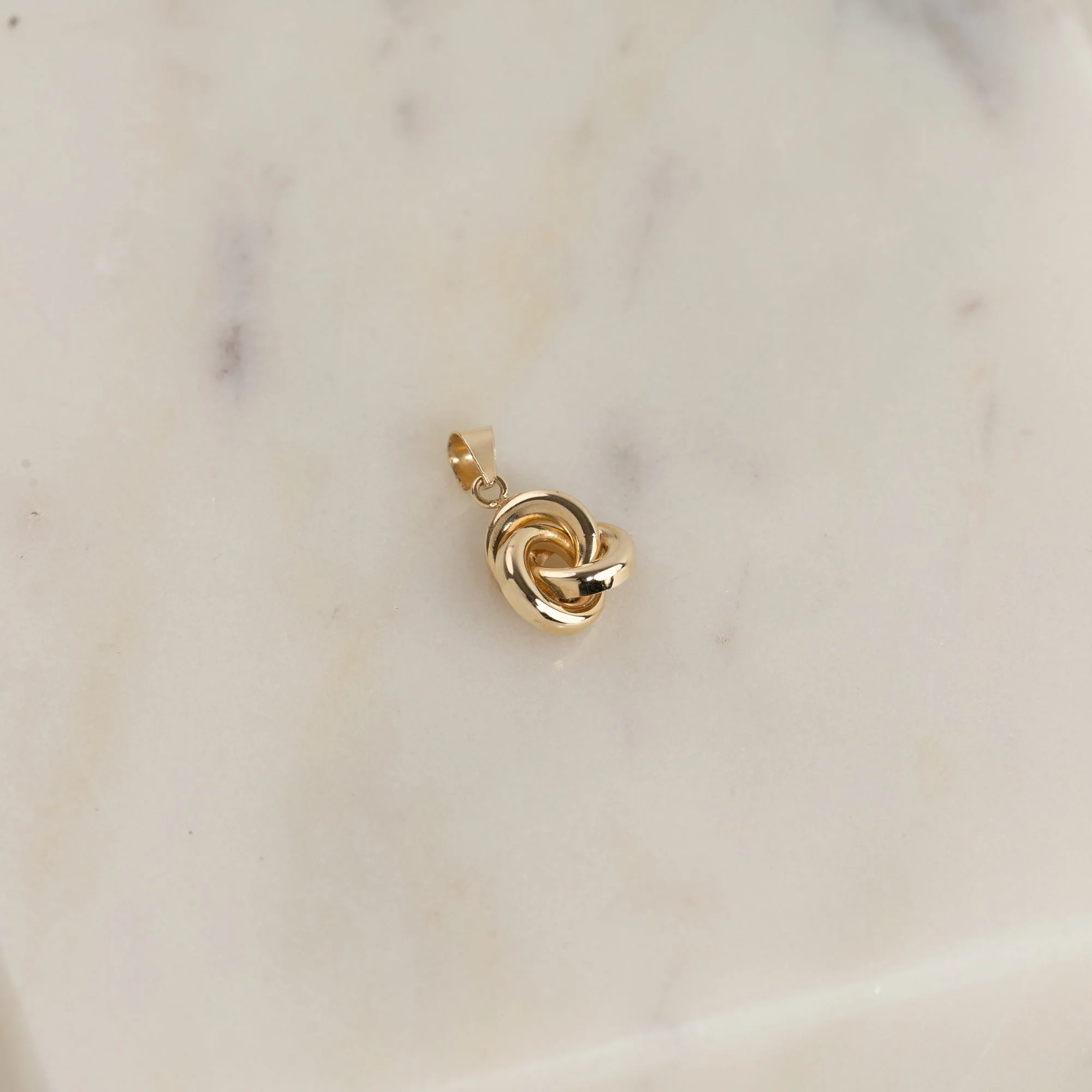 FREJA SOLID GOLD PENDANT - 9 mm