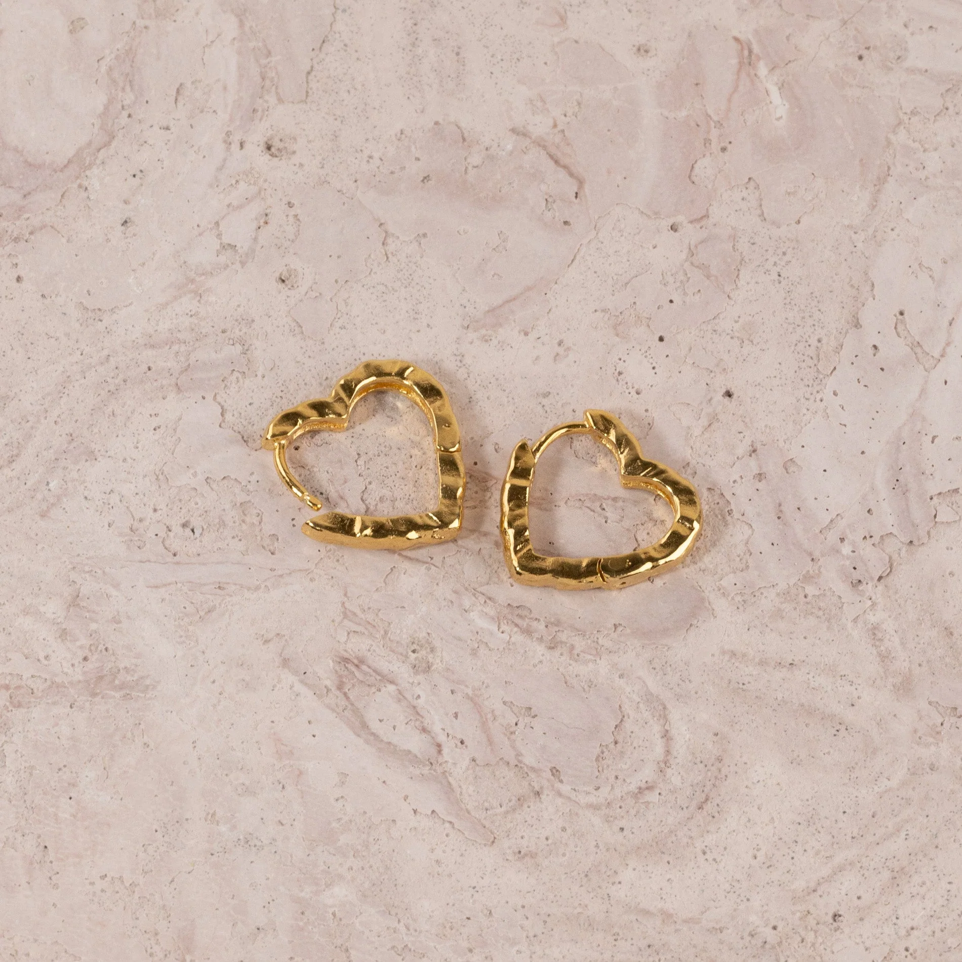 FREYA GOLDEN CREOL EARRING - Image 3
