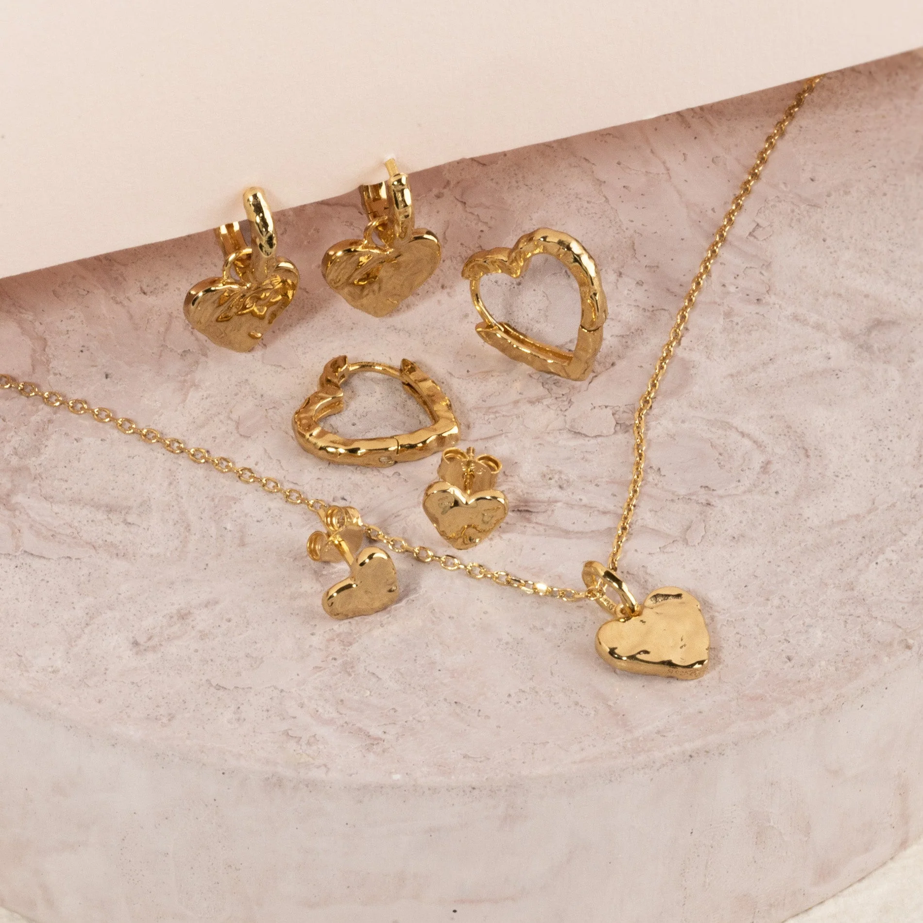 FREYA GOLDEN CREOL EARRING - Image 9