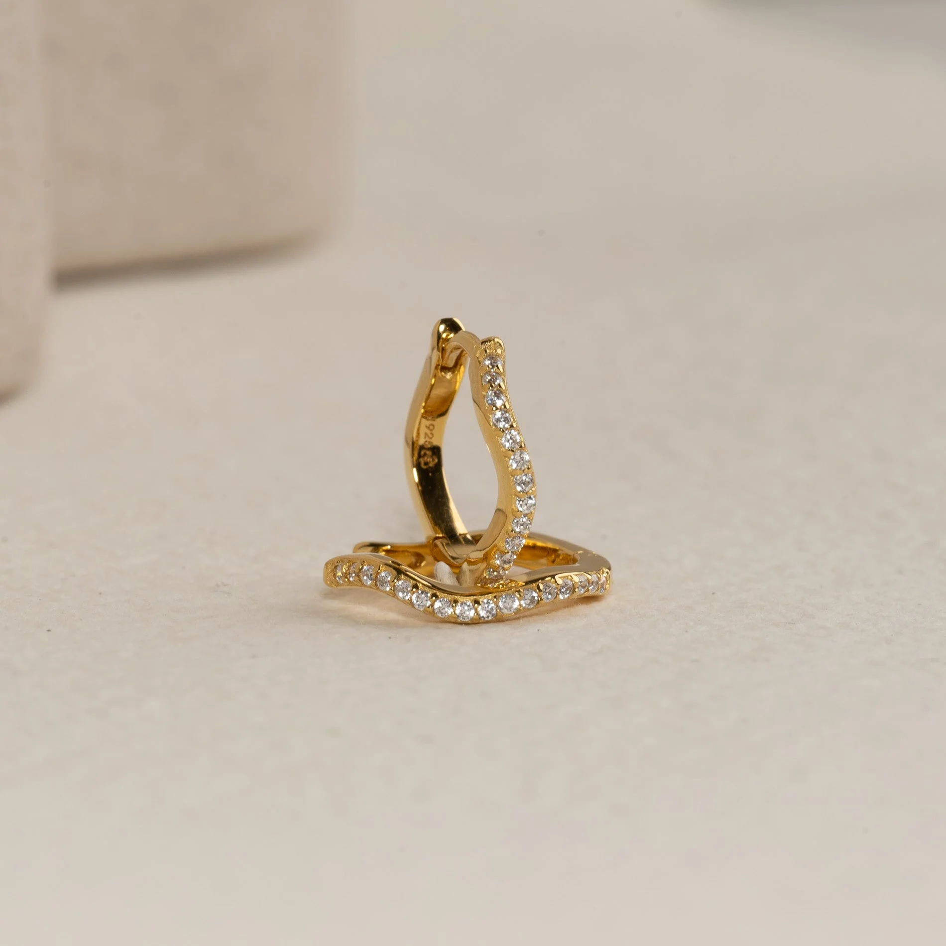 GAIA CRYSTAL GOLDEN HUGGIE EARRING - Image 5