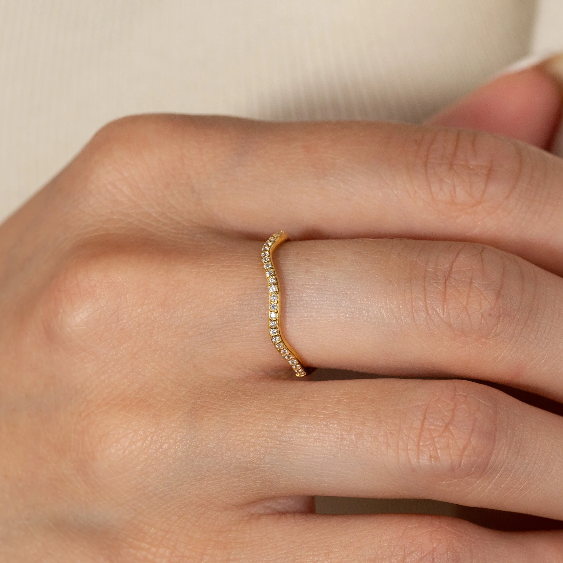 GAIA CRYSTAL GOLDEN RING - Image 3