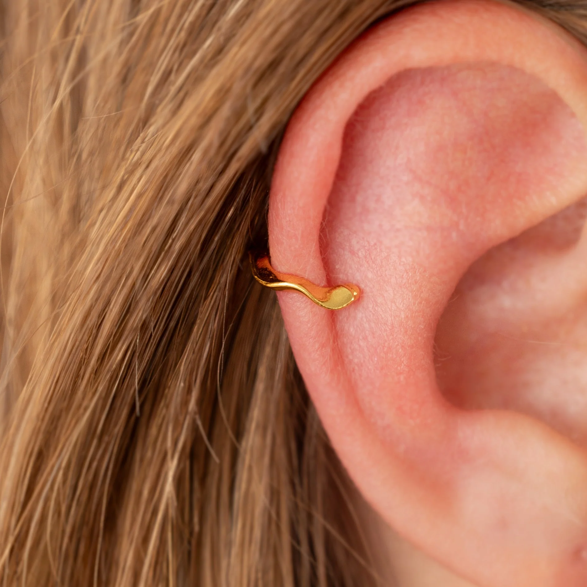 GALIA GOLDEN EAR CUFF - Image 2