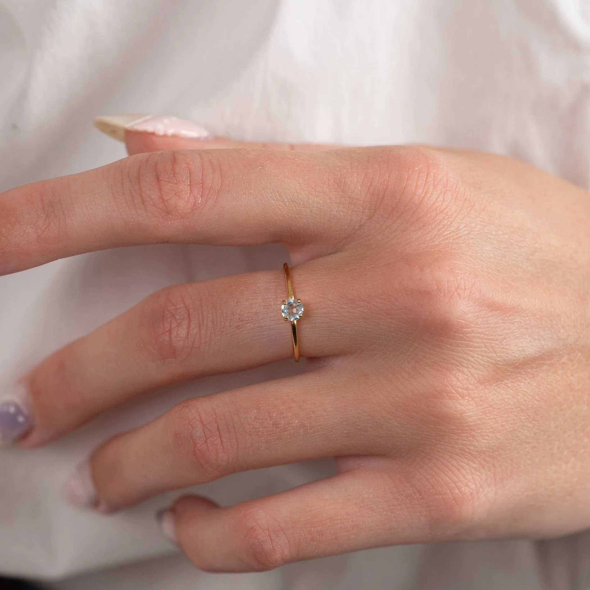 GEMMA BLUE TOPAZ GOLDEN RING - Image 2