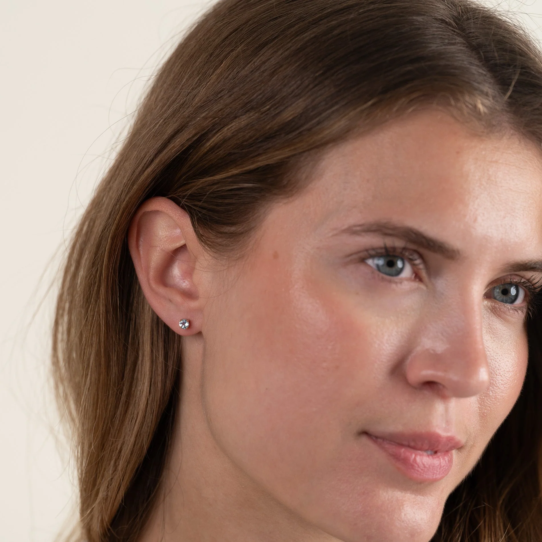 GEMMA BLUE TOPAZ GOLDEN STUD EARRING - Image 6