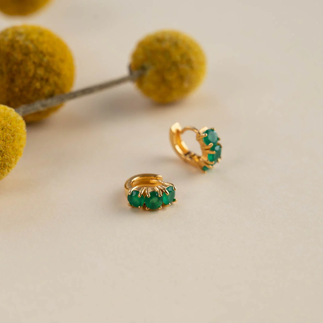 GEMMA GREEN AGATE GOLDEN HUGGIE EARRING - Image 4