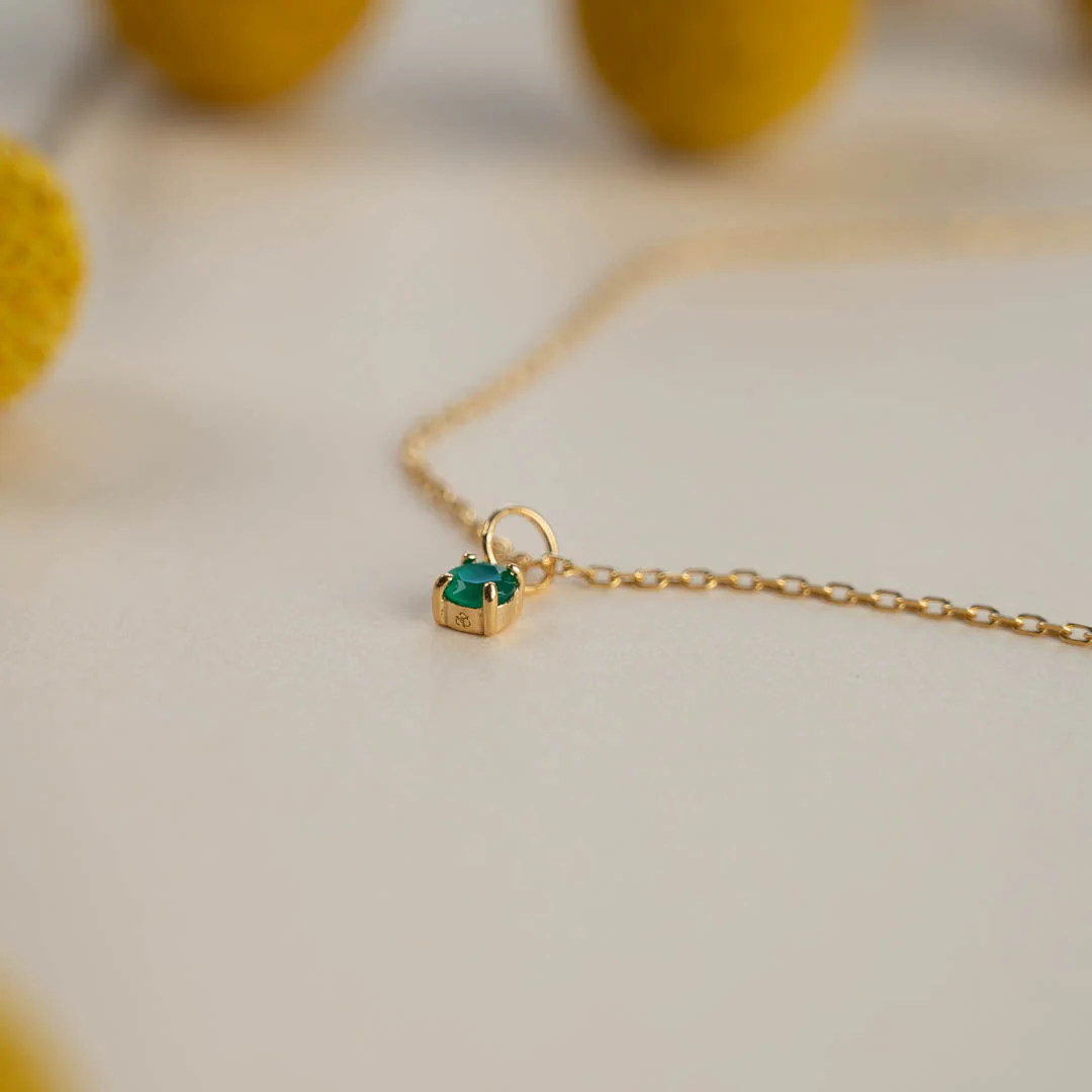 GEMMA GREEN AGATE GOLDEN PENDANT - Image 3