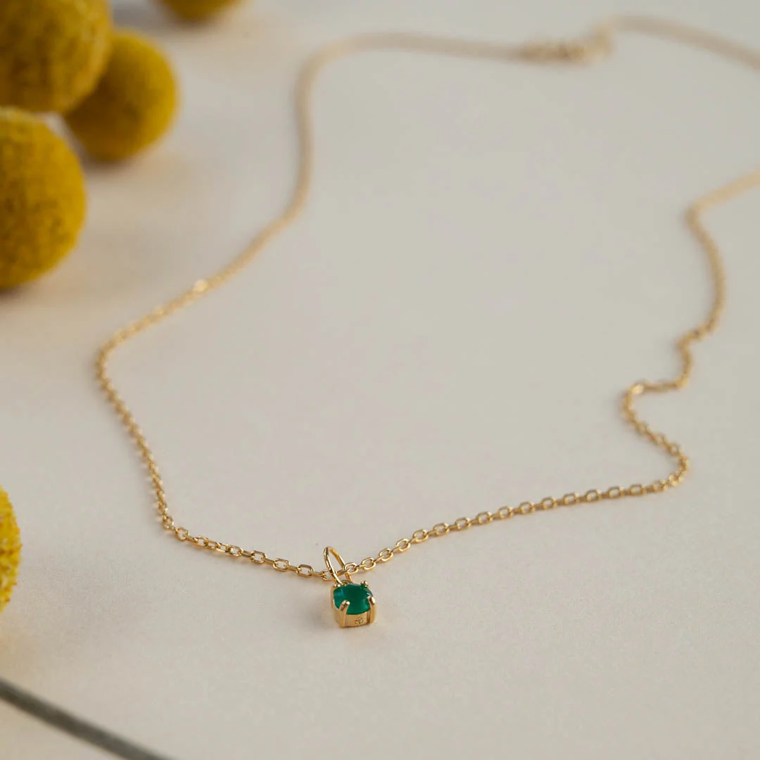 GEMMA GREEN AGATE GOLDEN PENDANT - Image 7