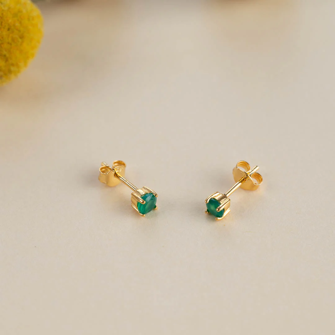 GEMMA GREEN AGATE GOLDEN STUD EARRING - Image 4