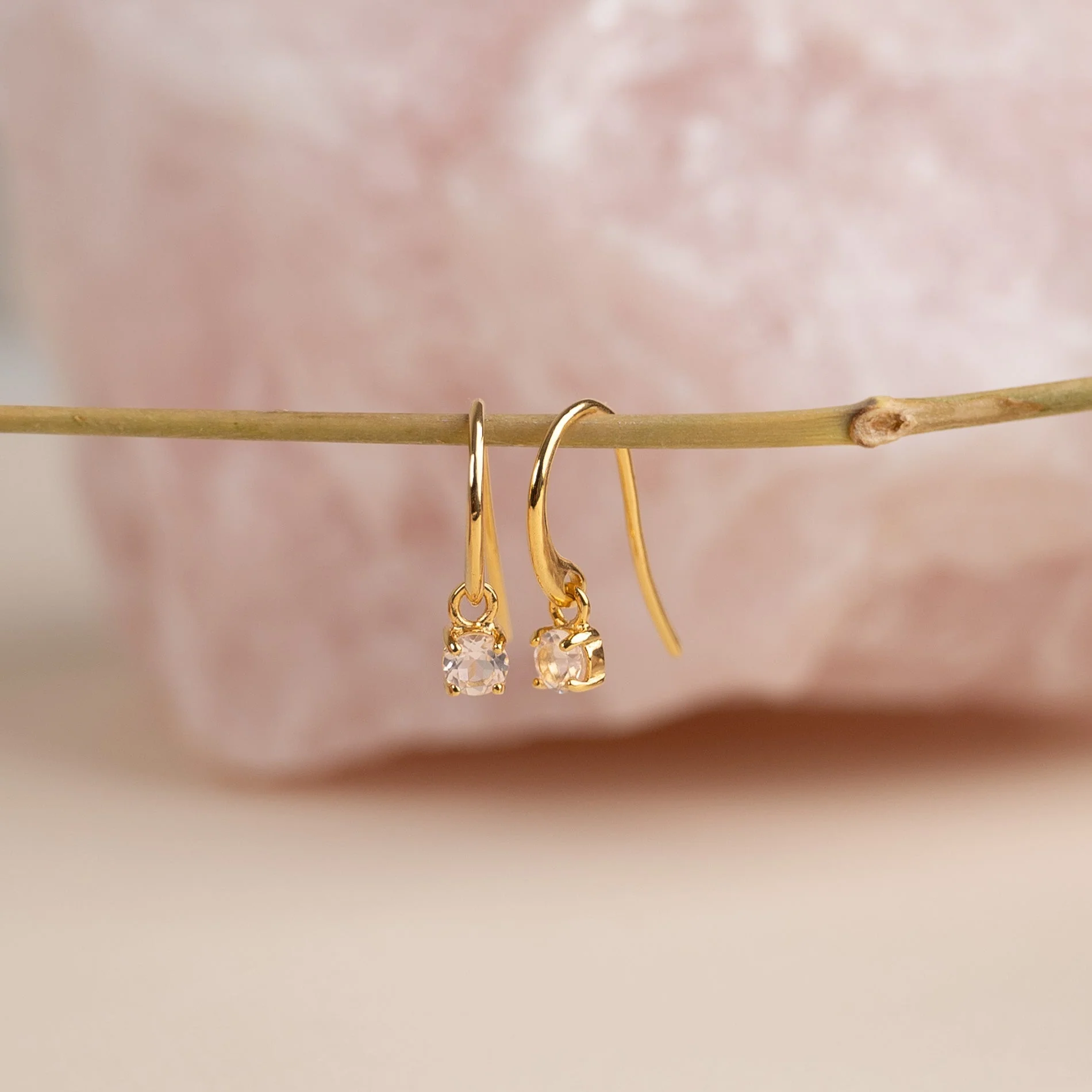 GEMMA HOOK EARRING - Image 6