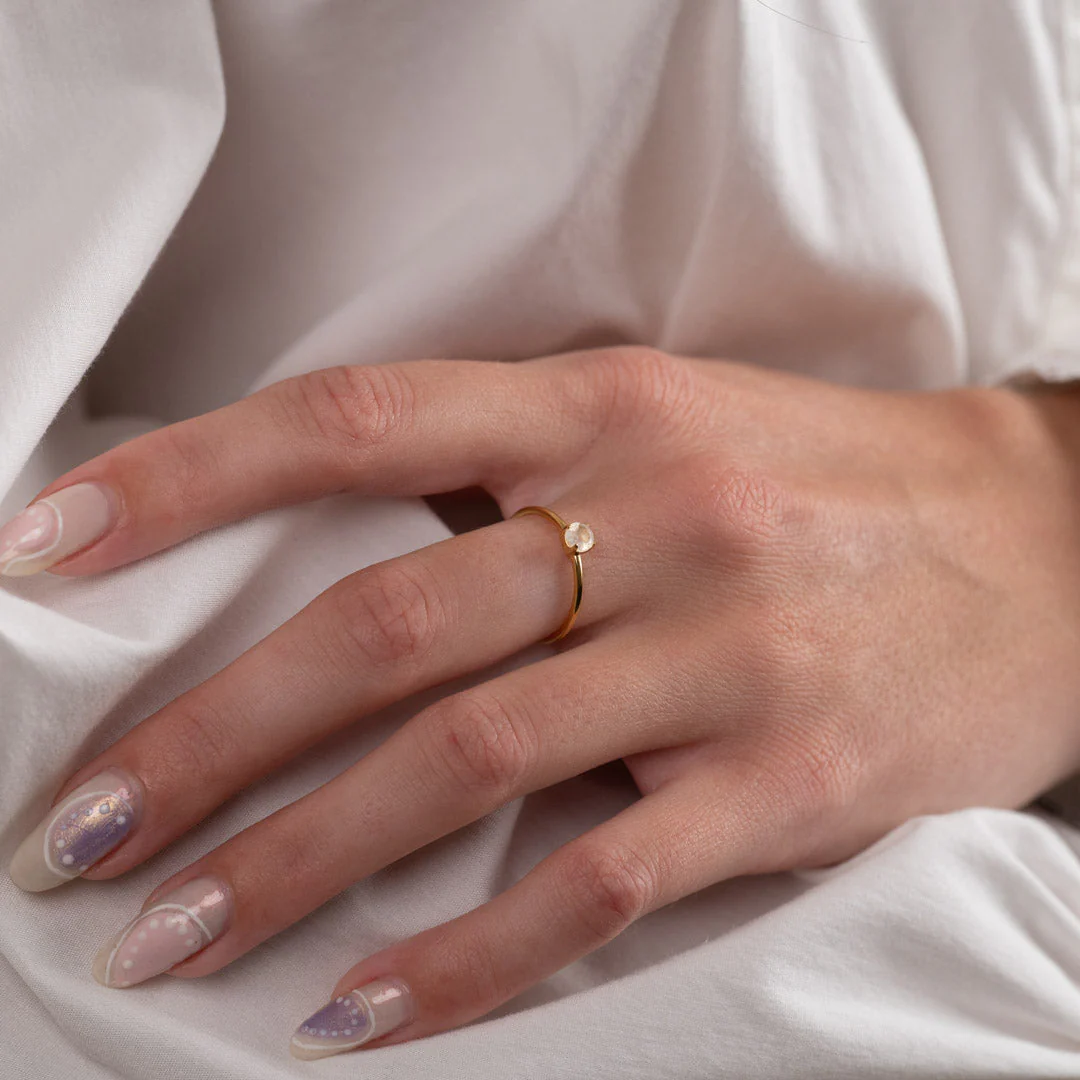 GEMMA MOONSTONE GOLDEN RING - Image 4