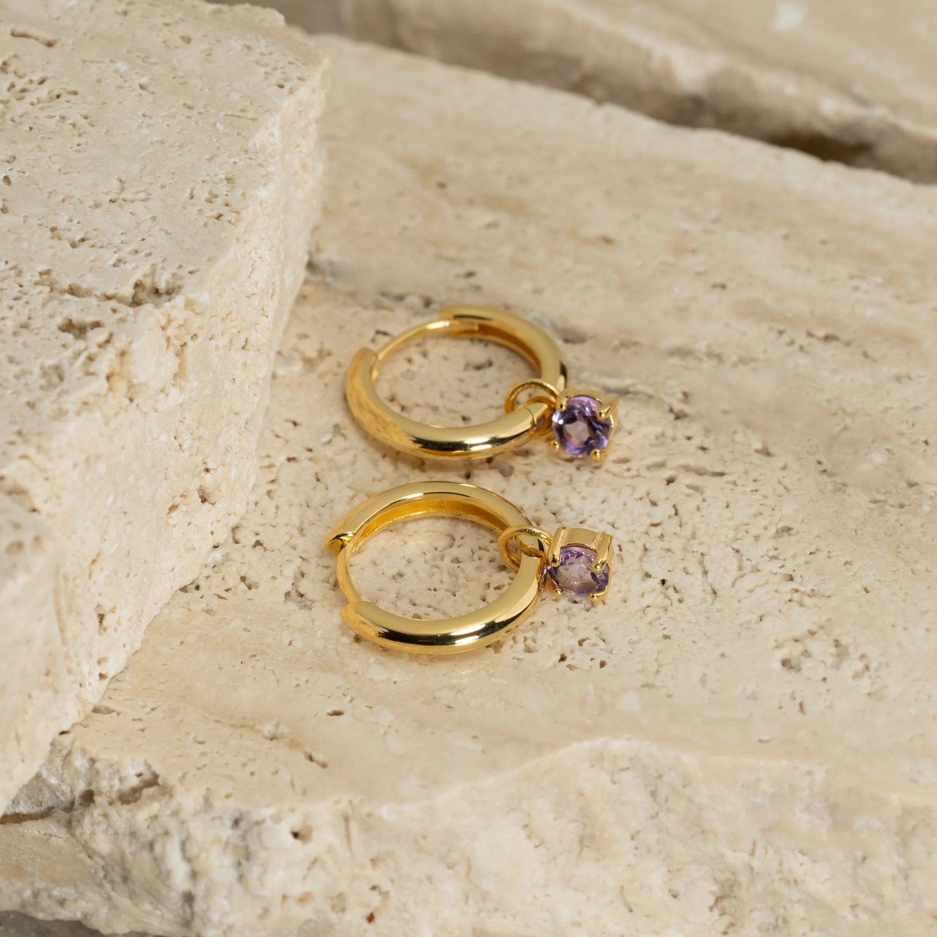 GEMMA PURPLE AMETHYST / ELINA SMALL GOLDEN CREOL EARRING - Image 3
