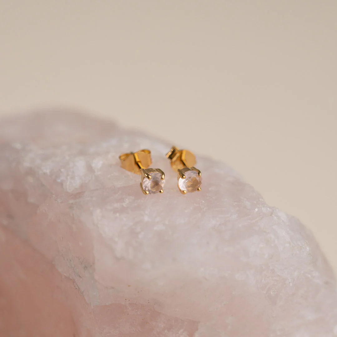GEMMA ROSE QUARTZ GOLDEN STUD EARRING
