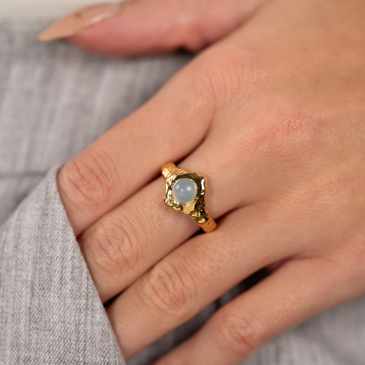 GIGI AQUA CHALCEDONY GOLDEN RING - Image 5