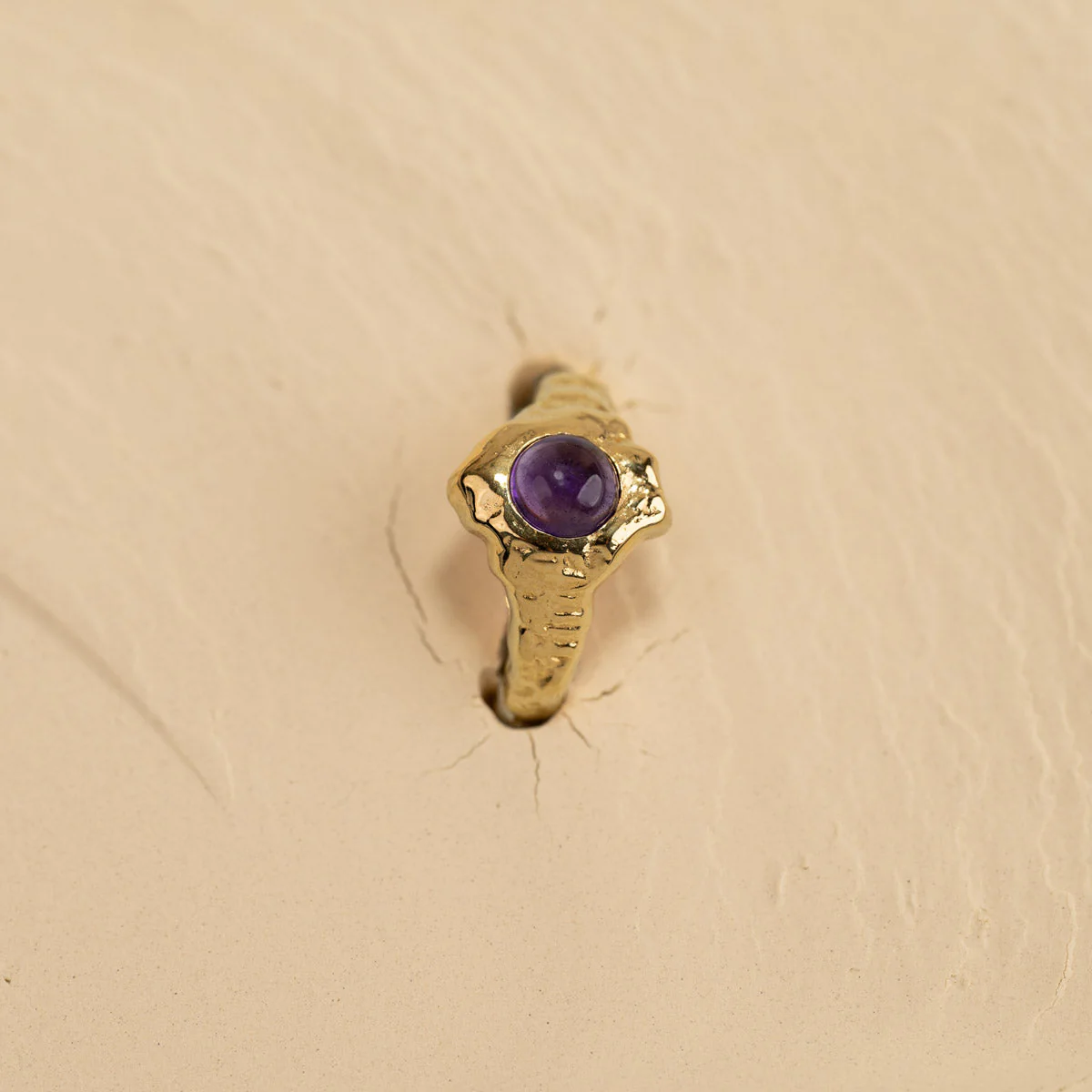 GIGI PURPLE AMETHYST GOLDEN RING - Image 5