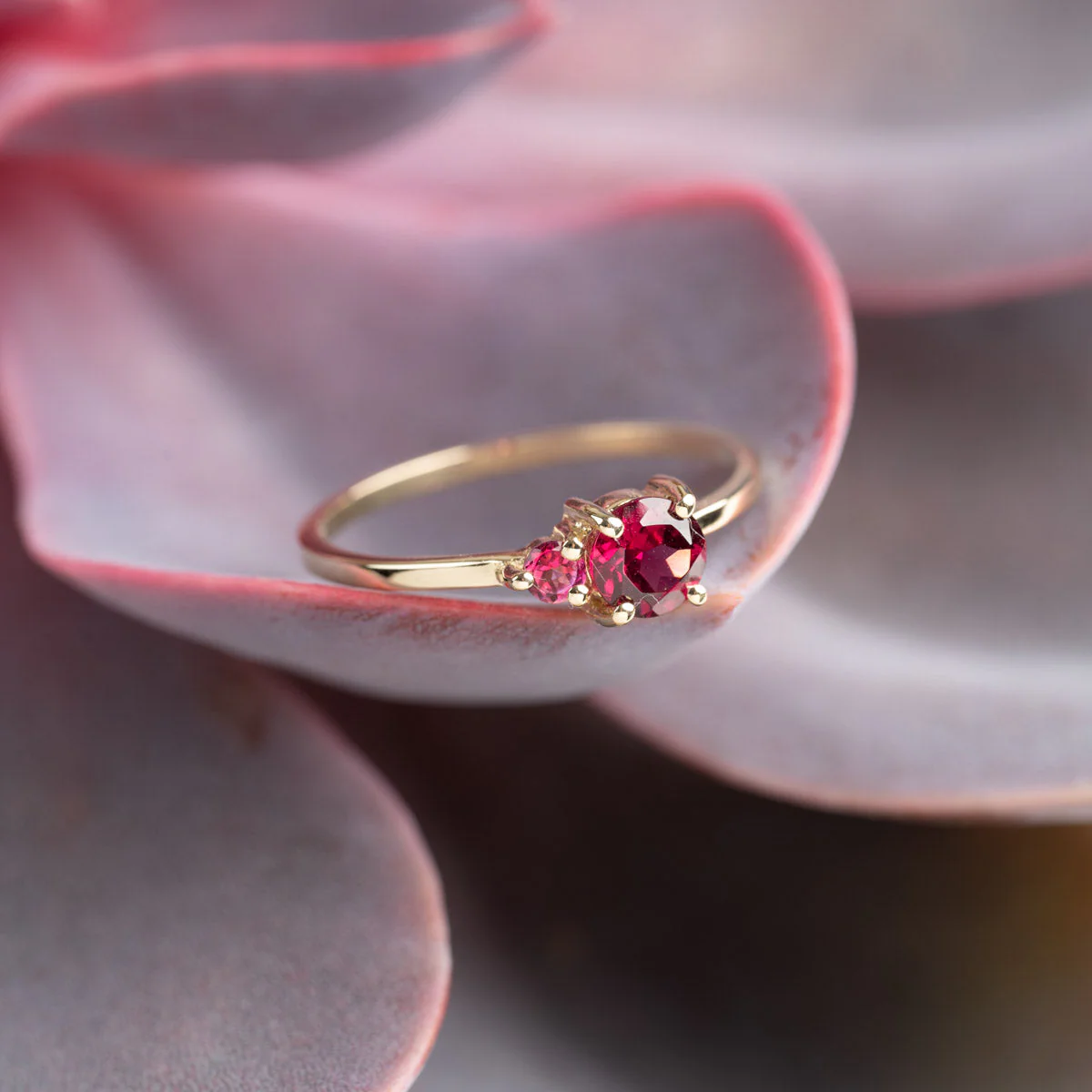 GLADIS PINK RHODOLITE SOLID GOLD RING - Image 6