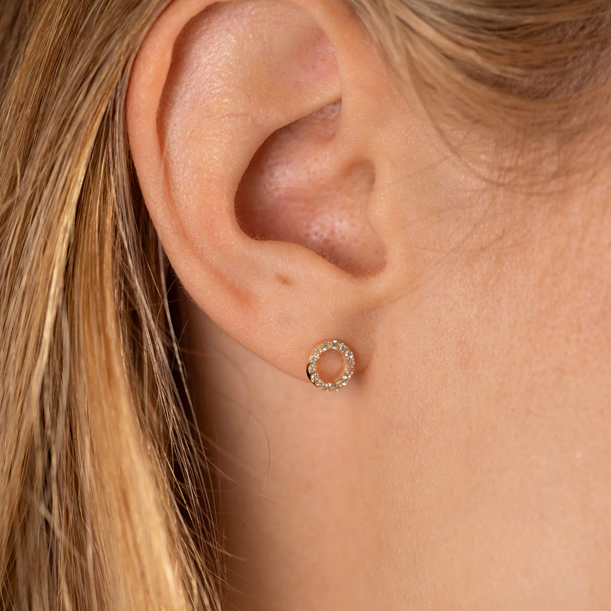 GLORIA CRYSTAL SOLID GOLD EARRING - Image 2