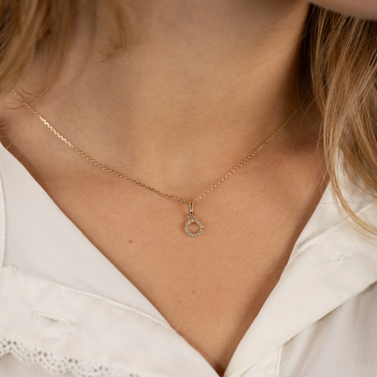 GLORIA CRYSTAL SOLID GOLD PENDANT - Image 5