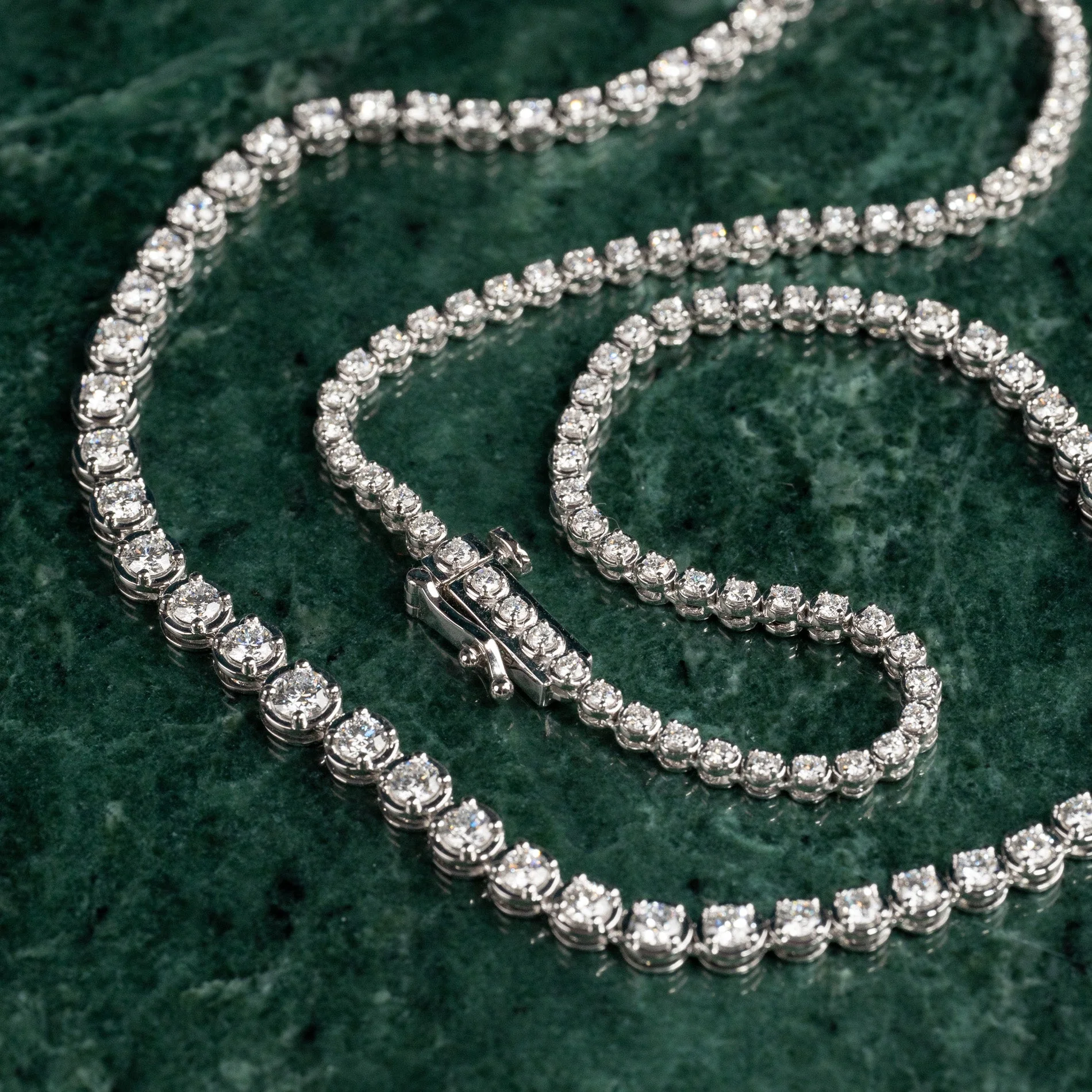 GRADUATING CROWN-SET DIAMOND TENNIS NECKLACE - Image 2