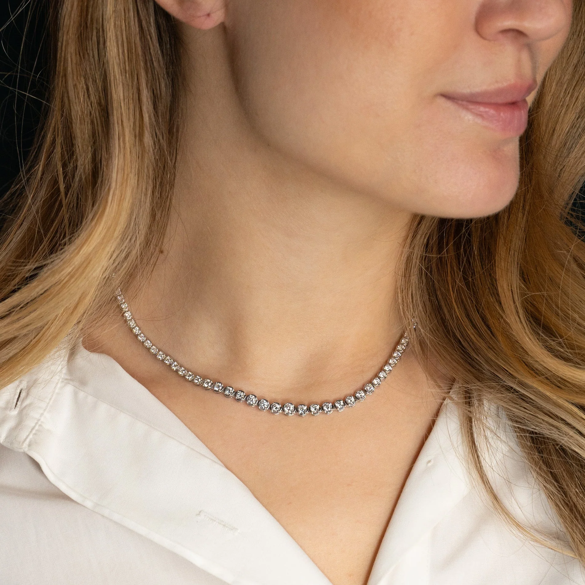 GRADUATING CROWN-SET LAB-DIAMOND TENNIS NECKLACE - 5ct - WG - Image 2