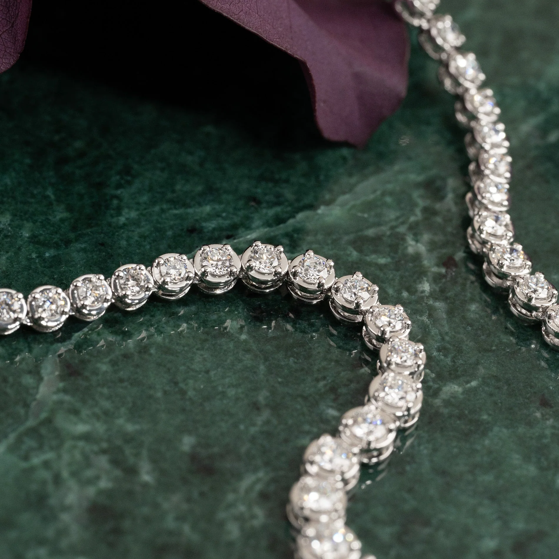 GRADUATING CROWN-SET LAB-DIAMOND TENNIS NECKLACE - 5ct - WG - Image 5