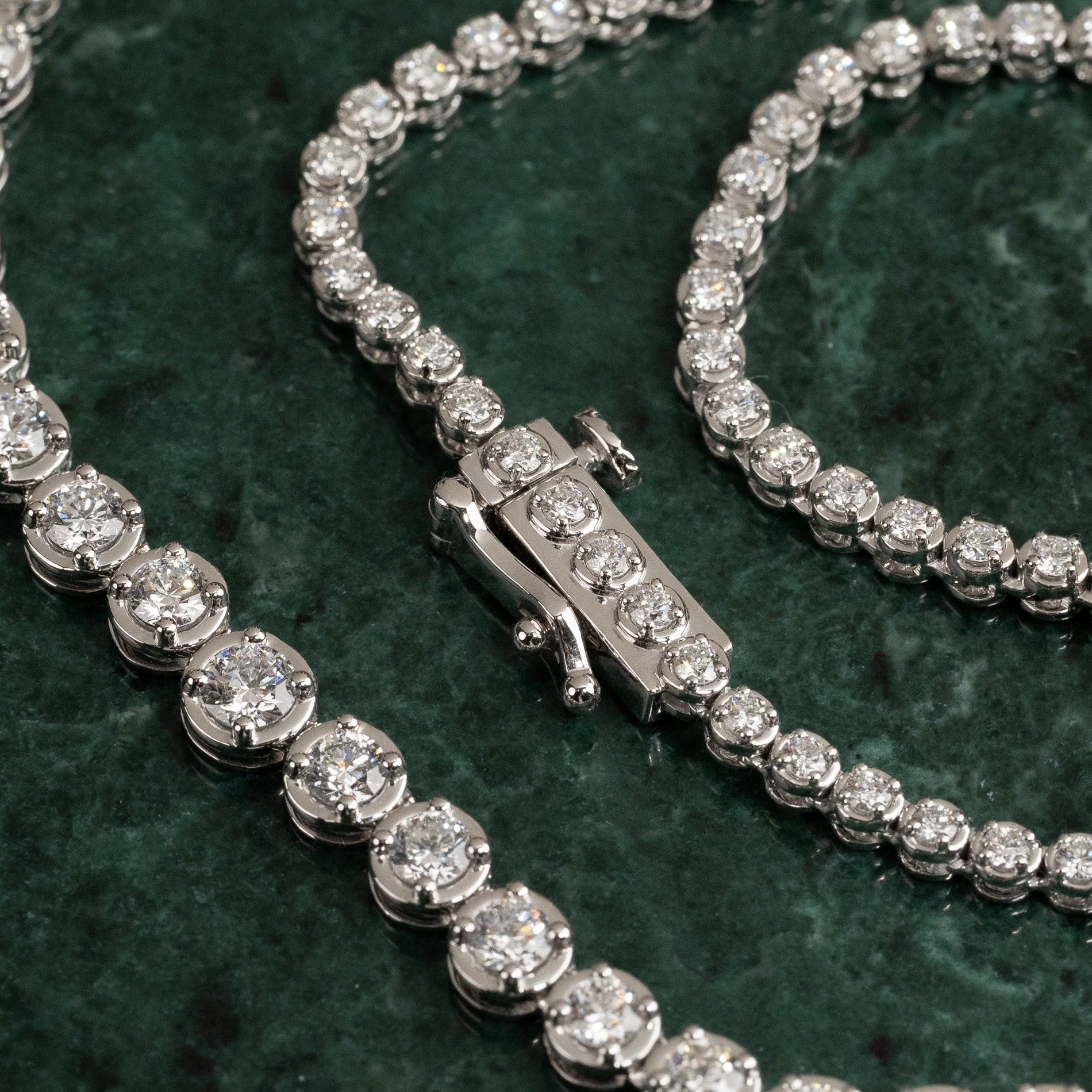 GRADUATING CROWN-SET LAB-DIAMOND TENNIS NECKLACE - 5ct - WG - Image 8