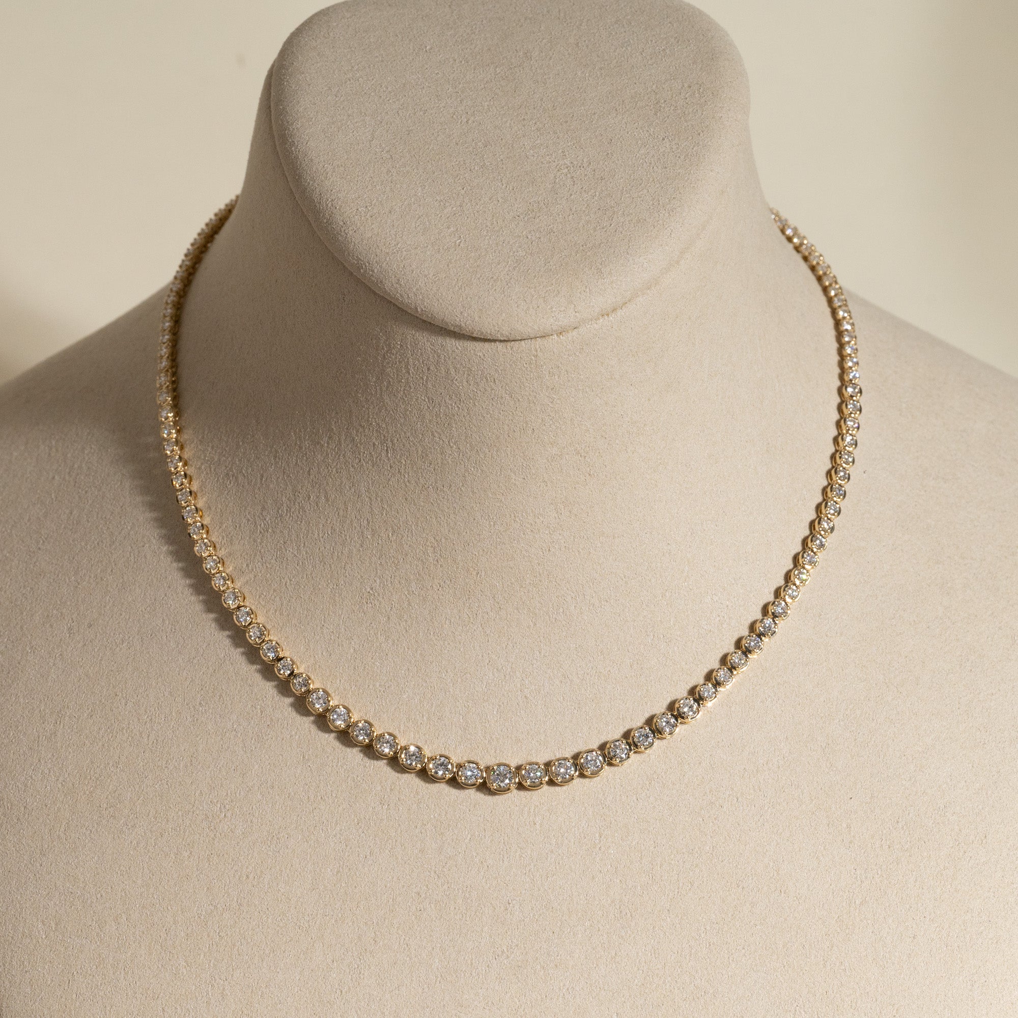 GRADUATING CROWN-SET LAB-DIAMOND TENNIS NECKLACE - 5ct - YG - Image 7