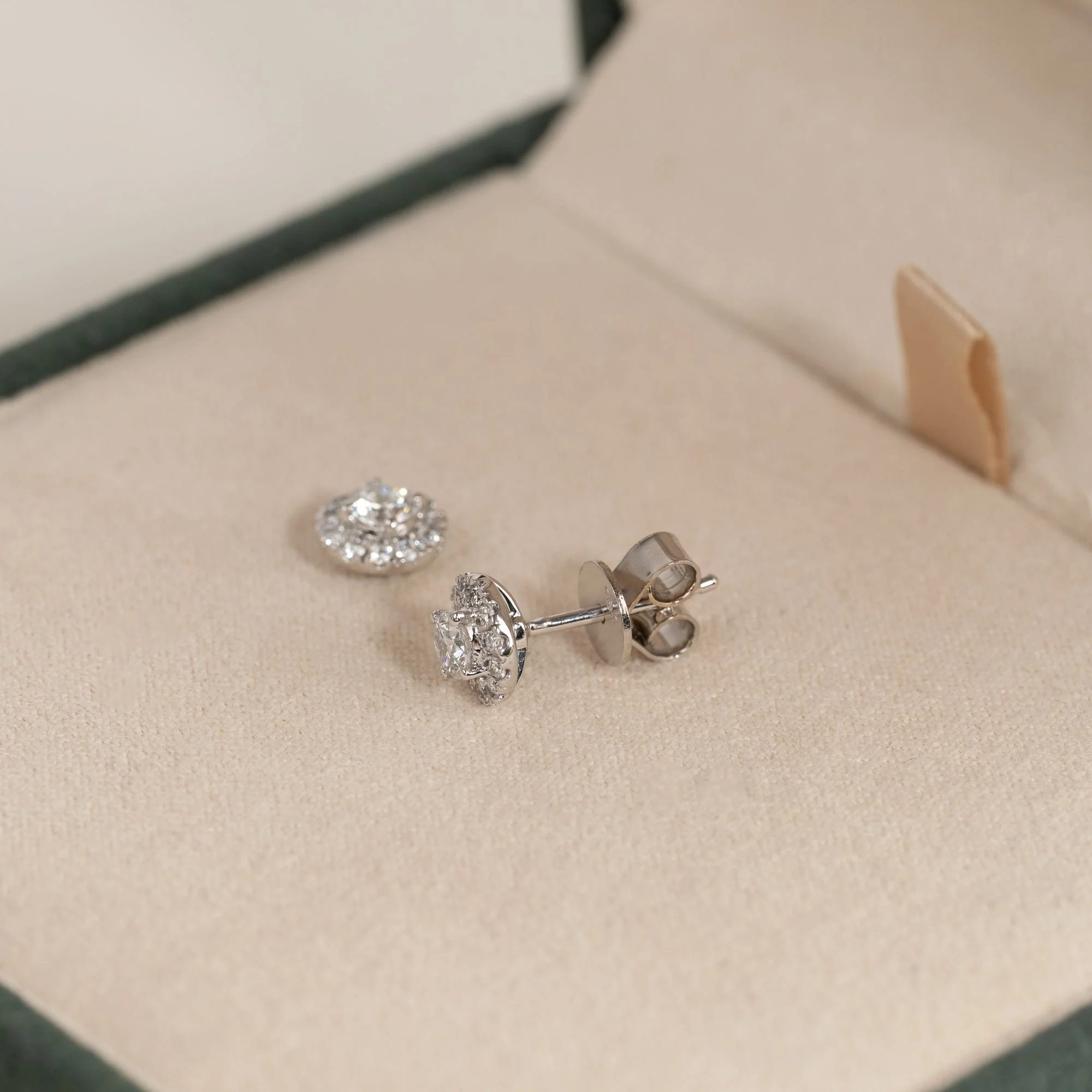 HALO LAB-DIAMOND STUD EARRING - 0.5ct - WG - Image 7