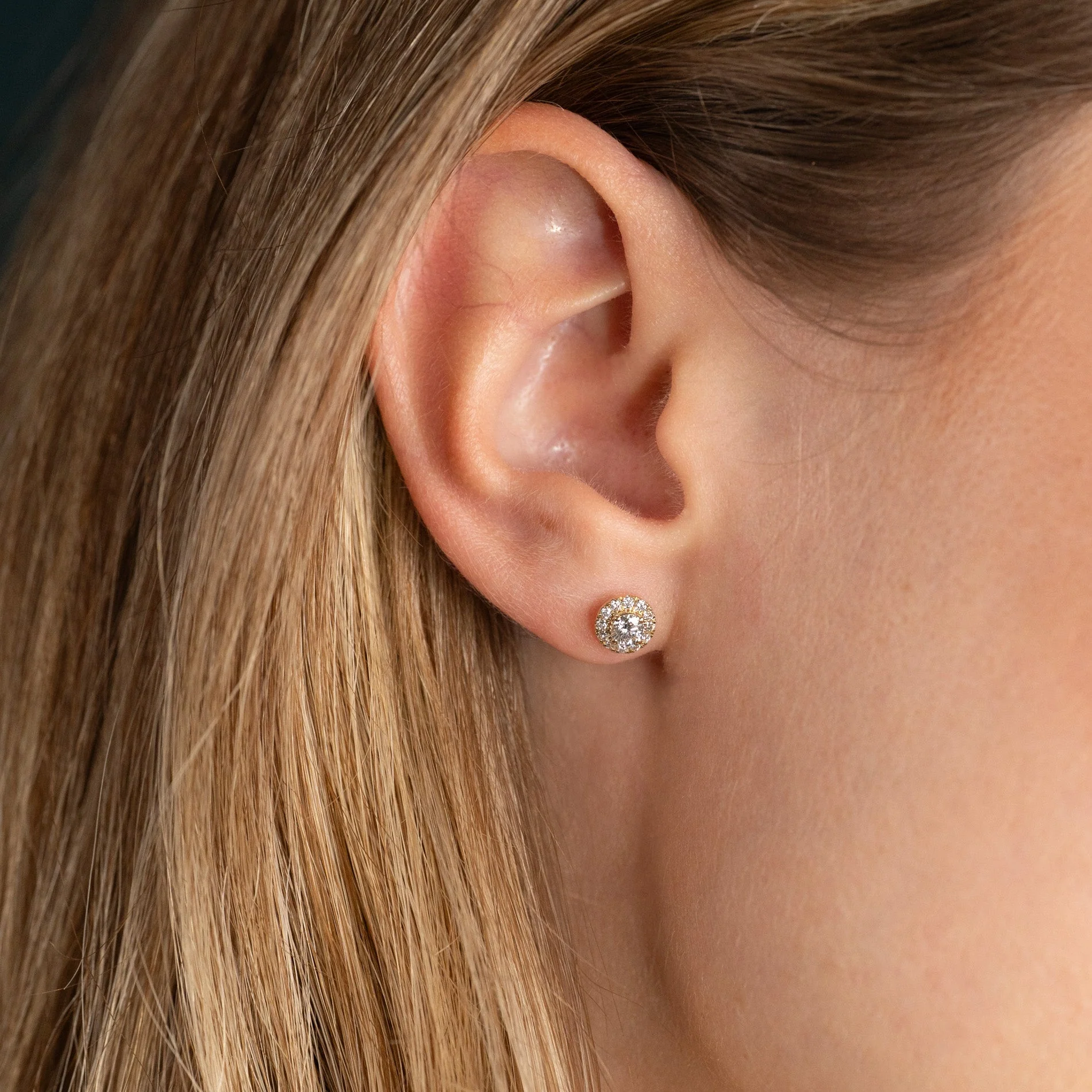 HALO LAB-DIAMOND STUD EARRING - 0.5ct - YG - Image 4