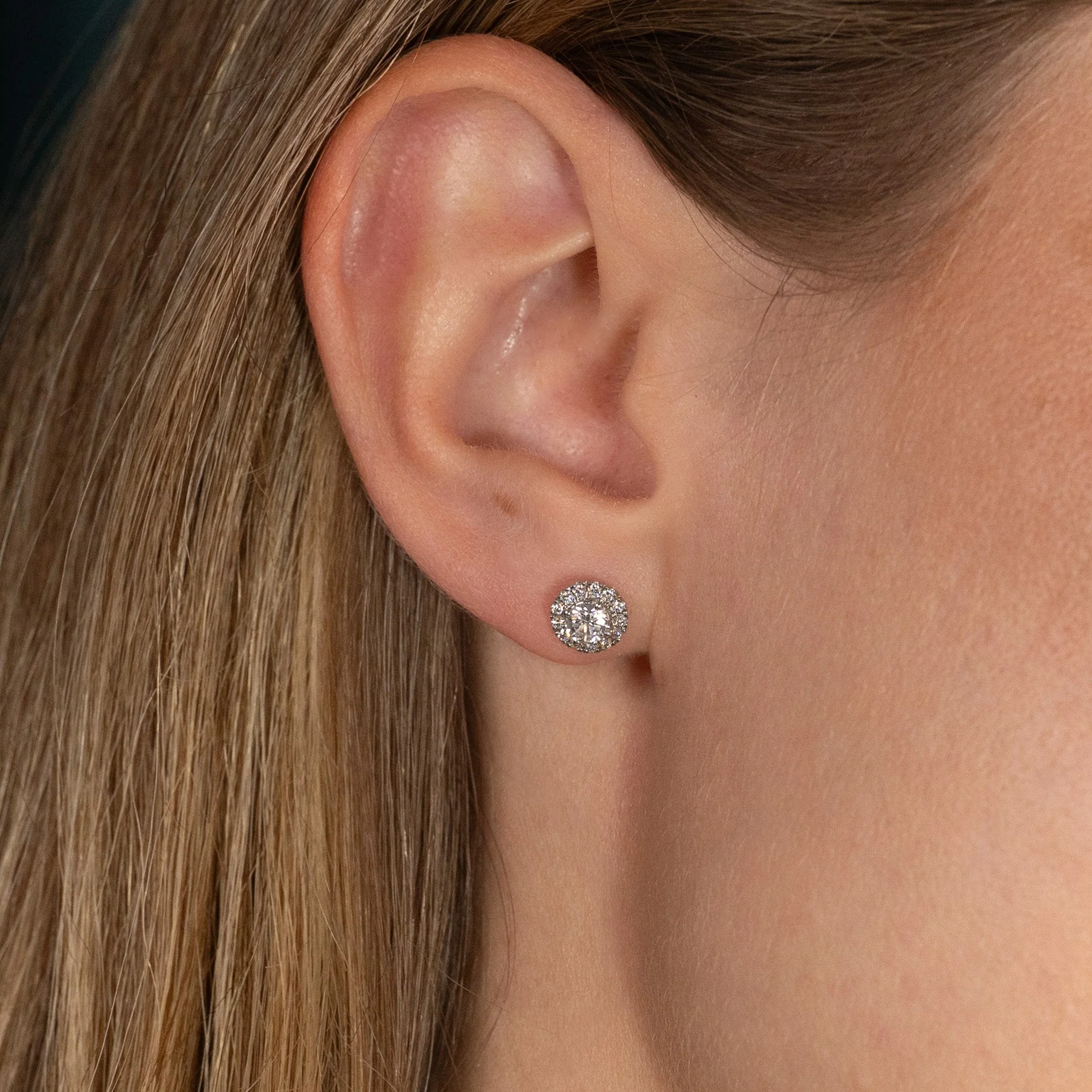 HALO LAB-DIAMOND STUD EARRING - 0.65ct - WG - Image 2