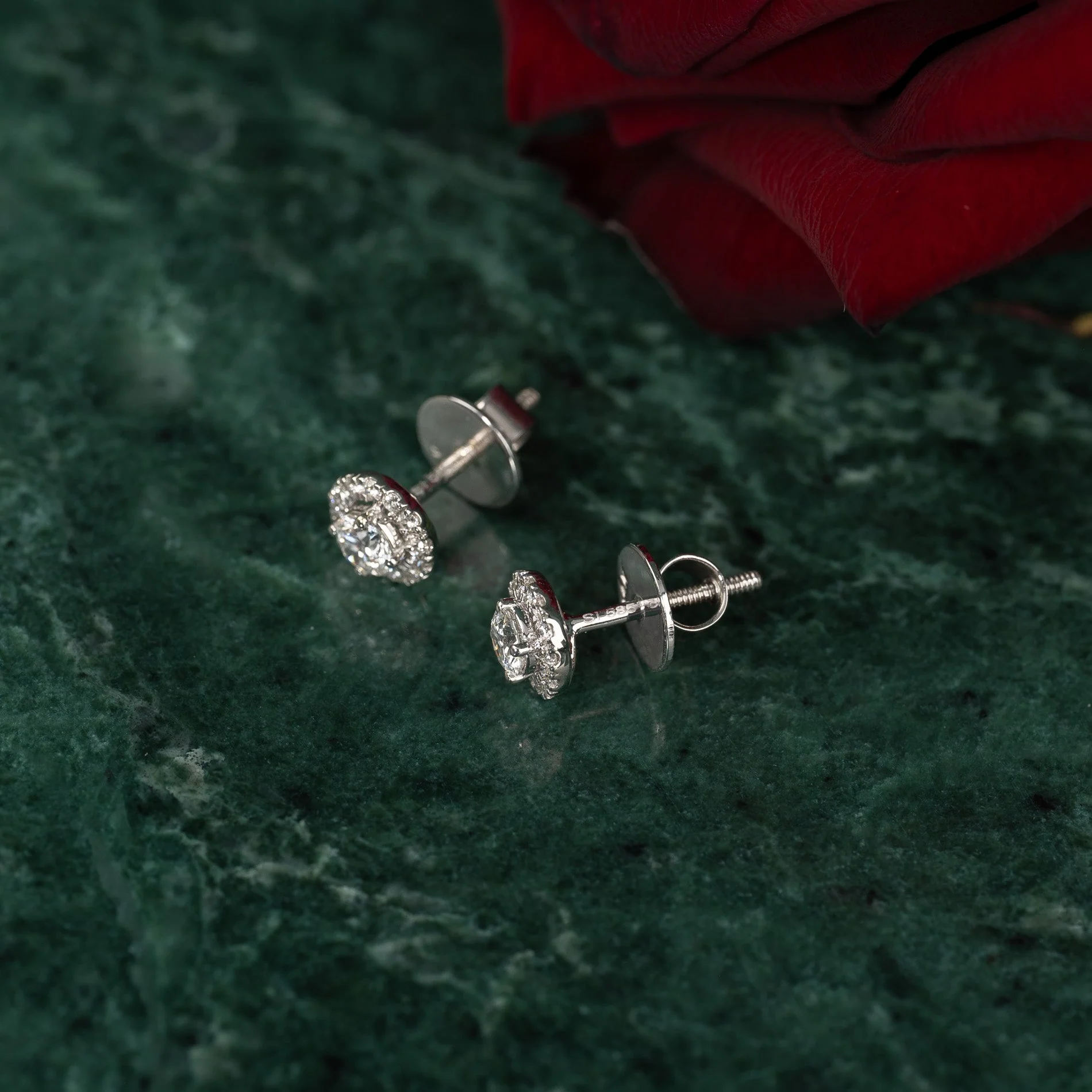 HALO LAB-DIAMOND STUD EARRING - 0.65ct - WG - Image 7