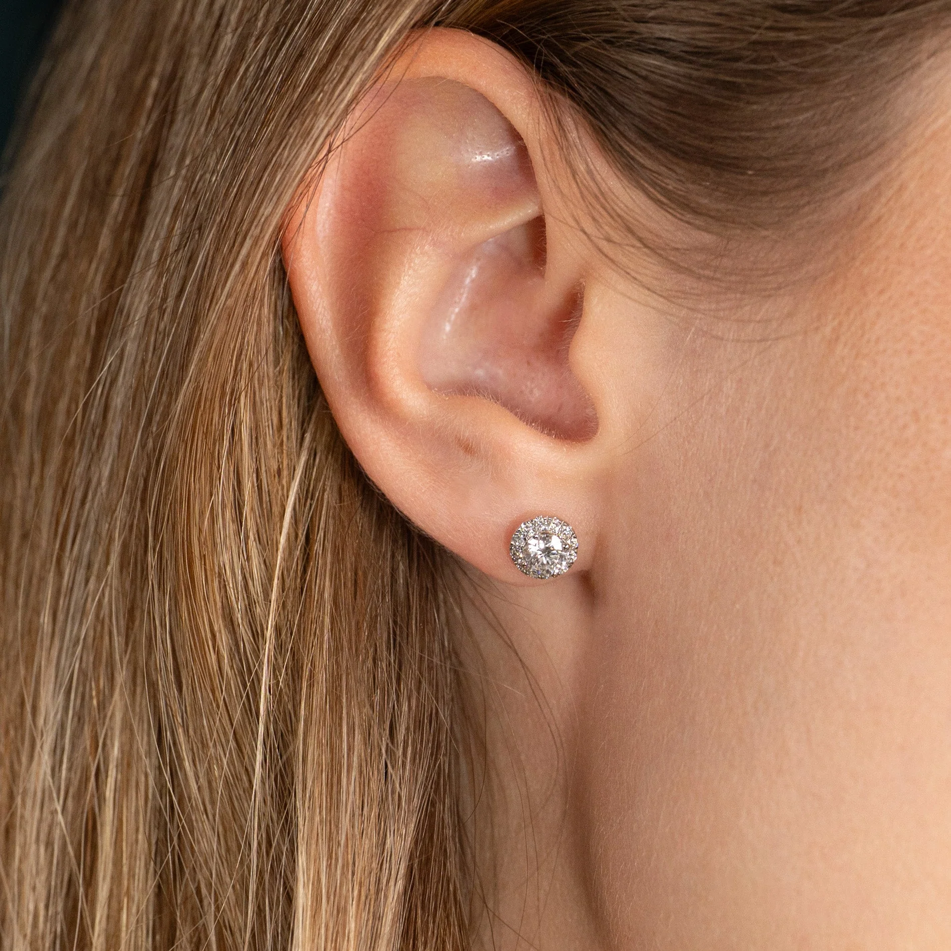 HALO LAB-DIAMOND STUD EARRING - 1.0ct - WG - Image 2