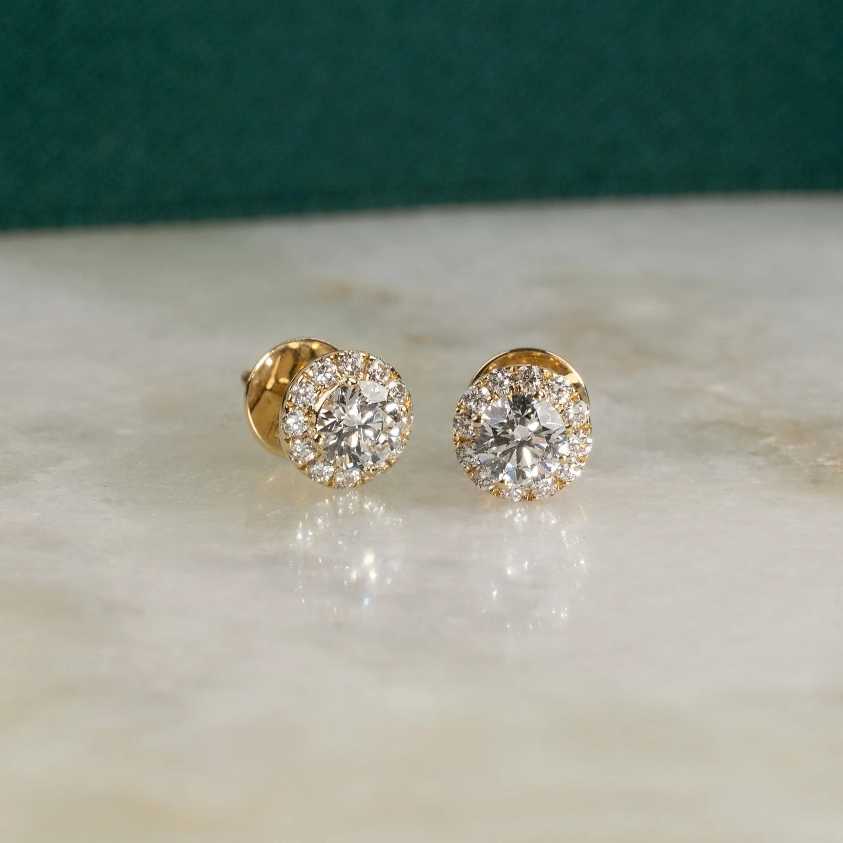 HALO LAB-DIAMOND STUD EARRING - 1.0ct - YG