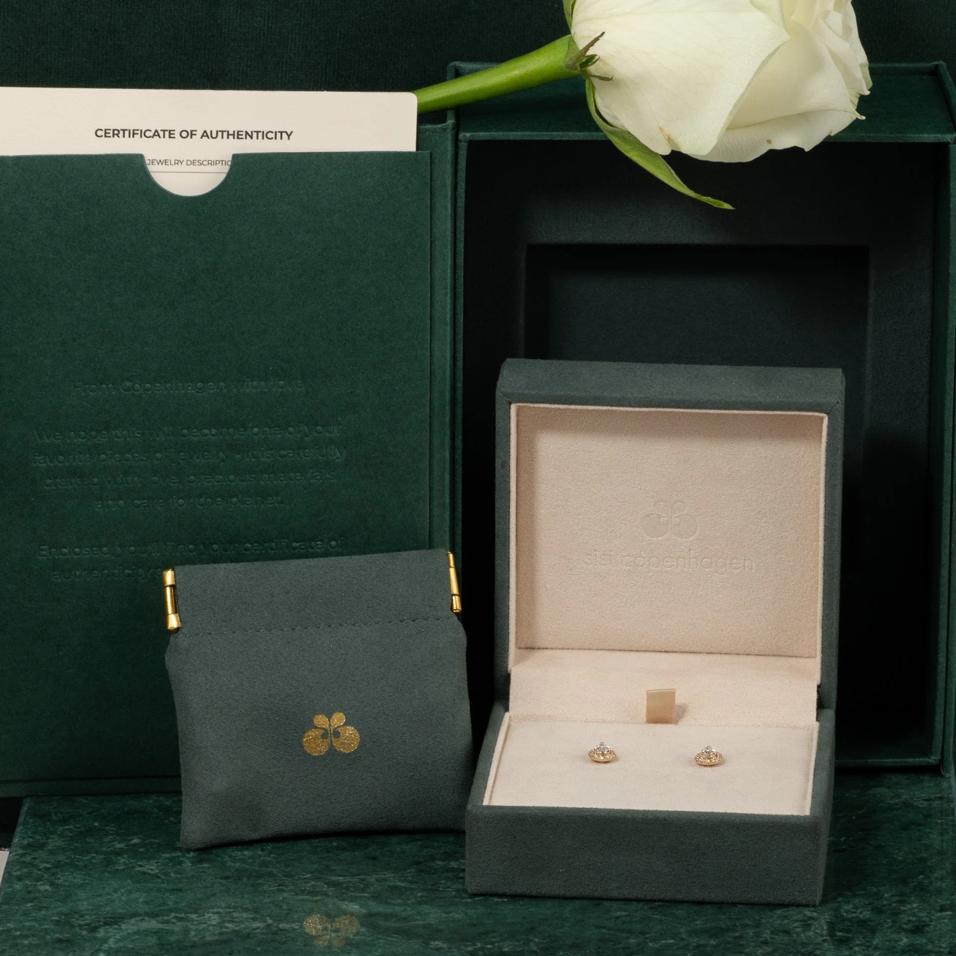 HALO PEAR LAB-DIAMOND STUD EARRING - 0.7ct - YG - Image 13