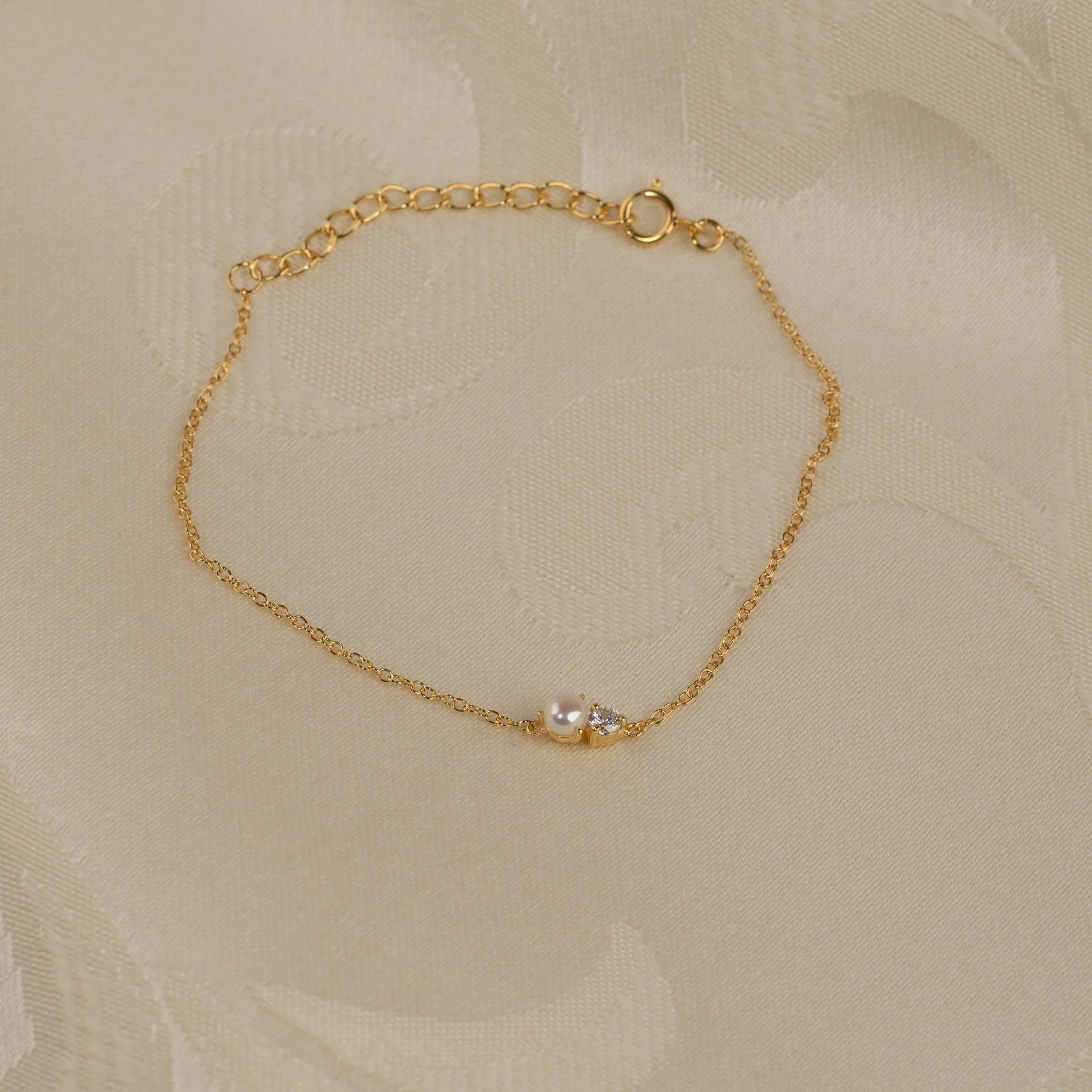 HANNAH PEARL GOLDEN BRACELET - Image 5