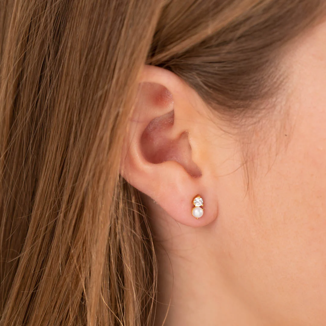 HANNAH PEARL GOLDEN EARRING - Image 4