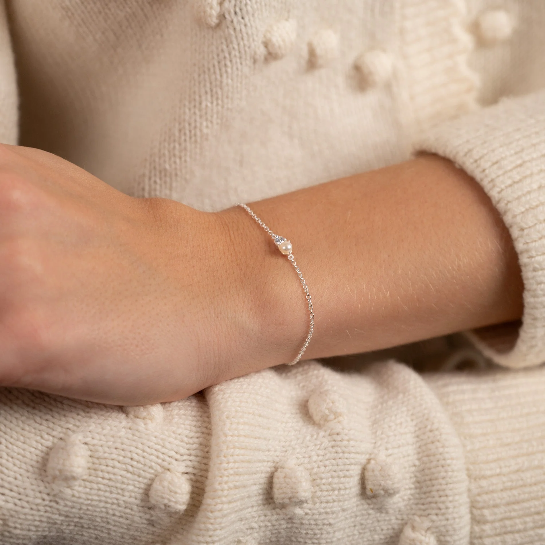 HANNAH PEARL SILVER BRACELET - Image 3