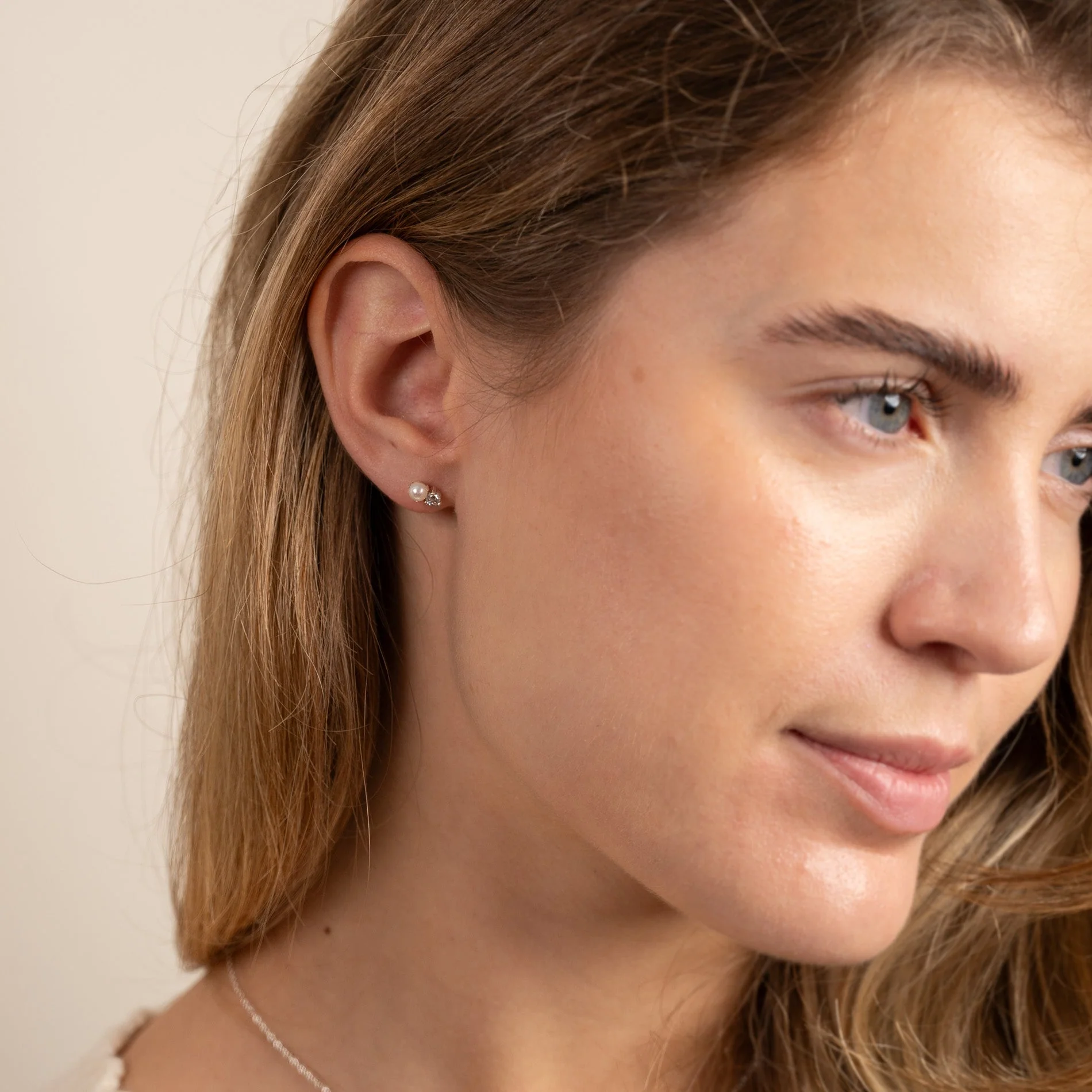HANNAH PEARL SILVER EARRING - Image 5
