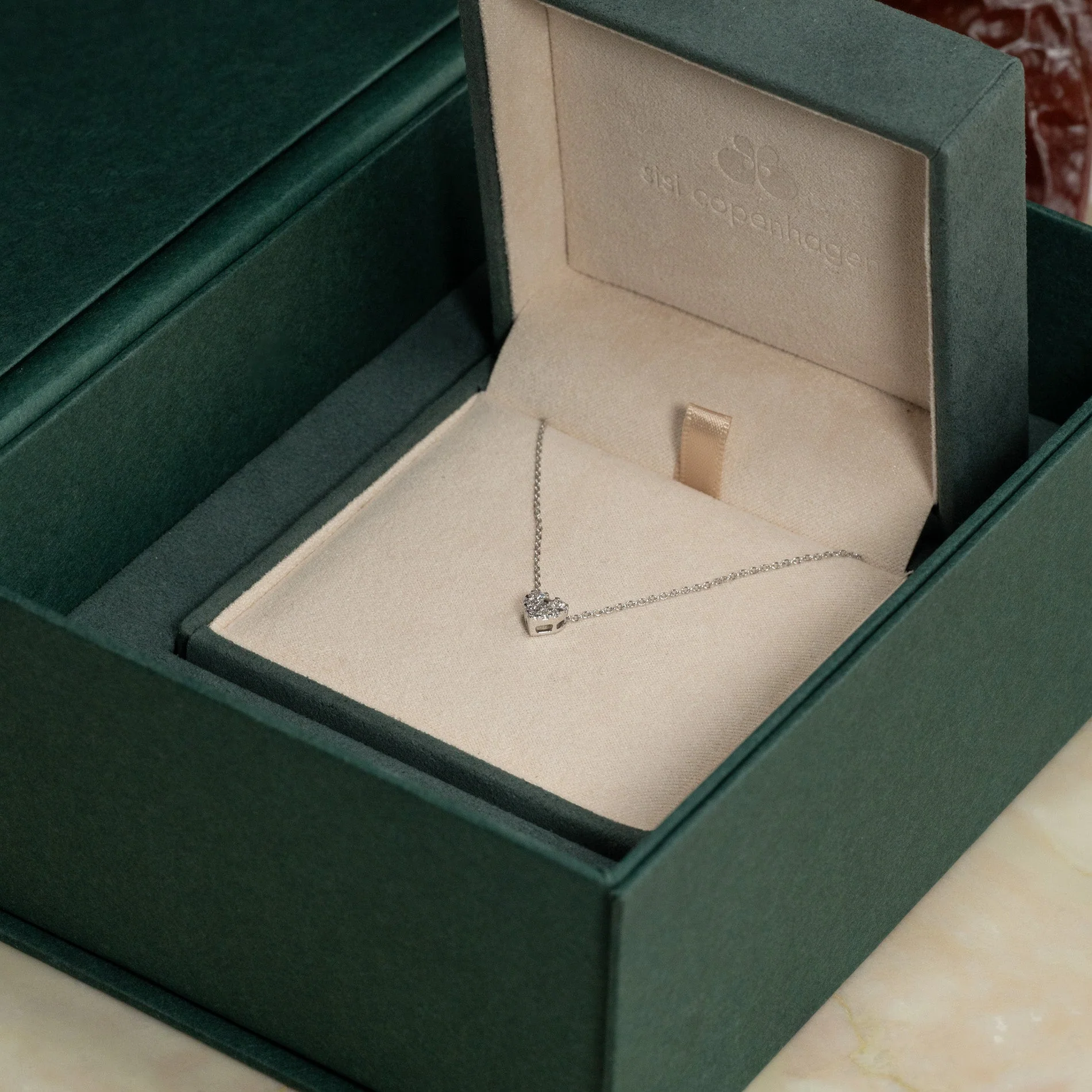 HEART PAVE LAB-DIAMOND PENDANT - 0.17ct - WG - Image 12
