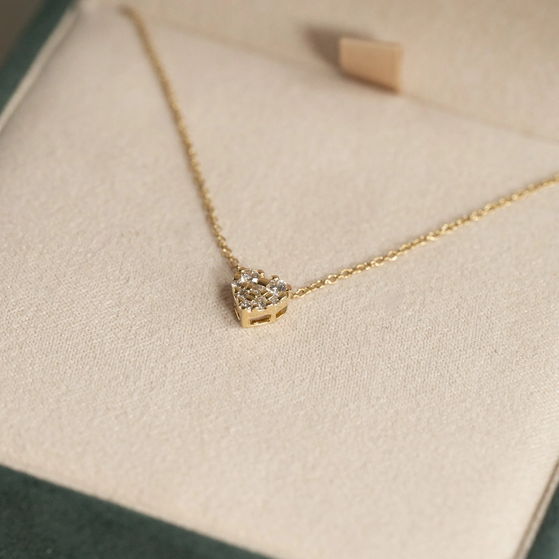 HEART PAVE LAB-DIAMOND PENDANT - 0.17ct - YG - Image 8