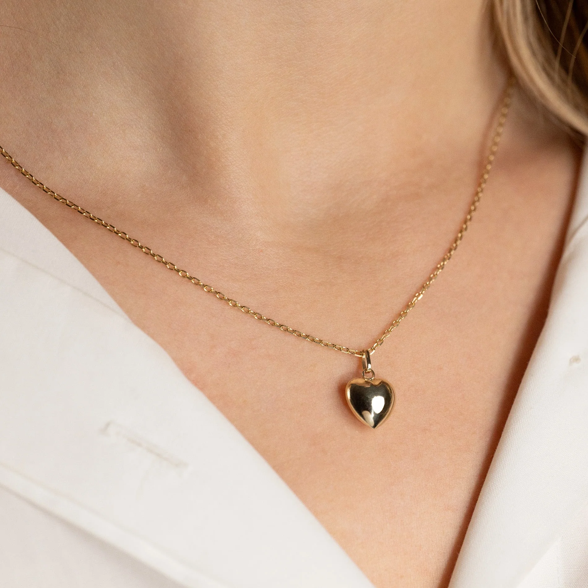 HEART SOLID GOLD PENDANT - 10mm - Image 2