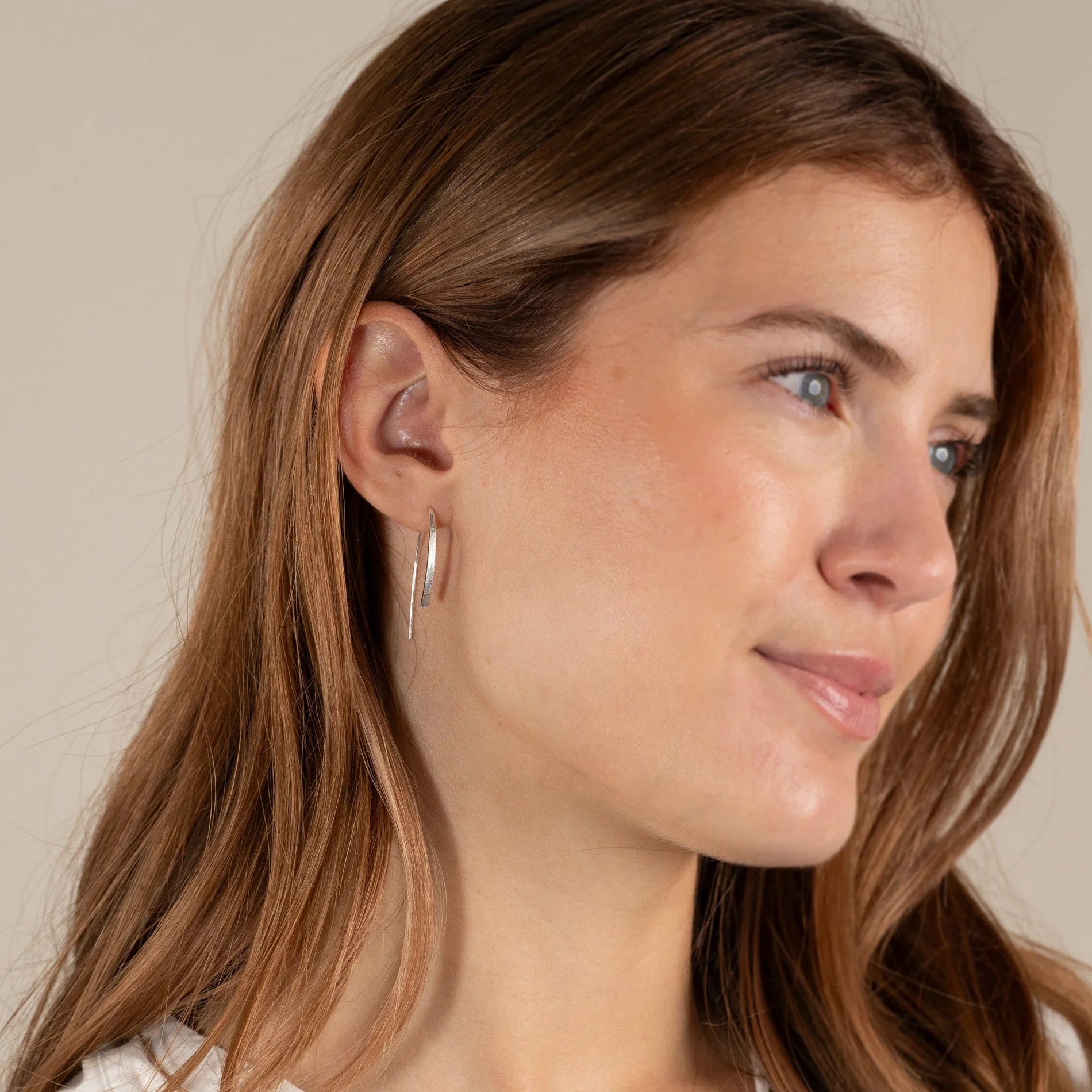 HEDVA SILVER CREOL EARRING - Image 7