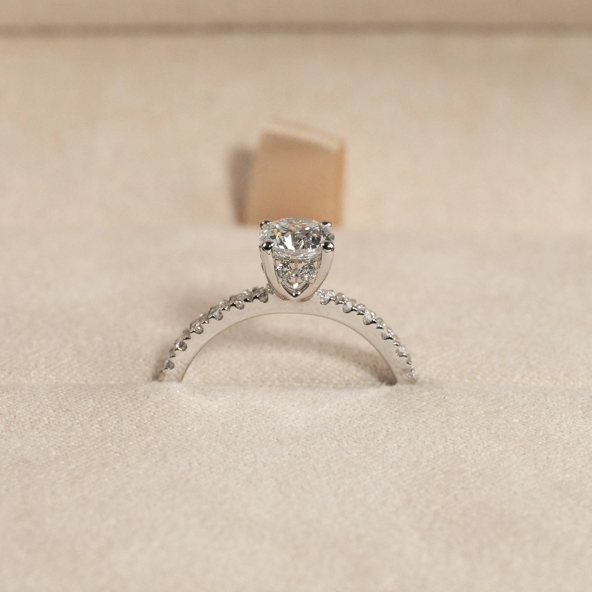 HIDDEN-HALO ALLIANCE LAB-DIAMOND RING - 1.25ct - WG - Image 9